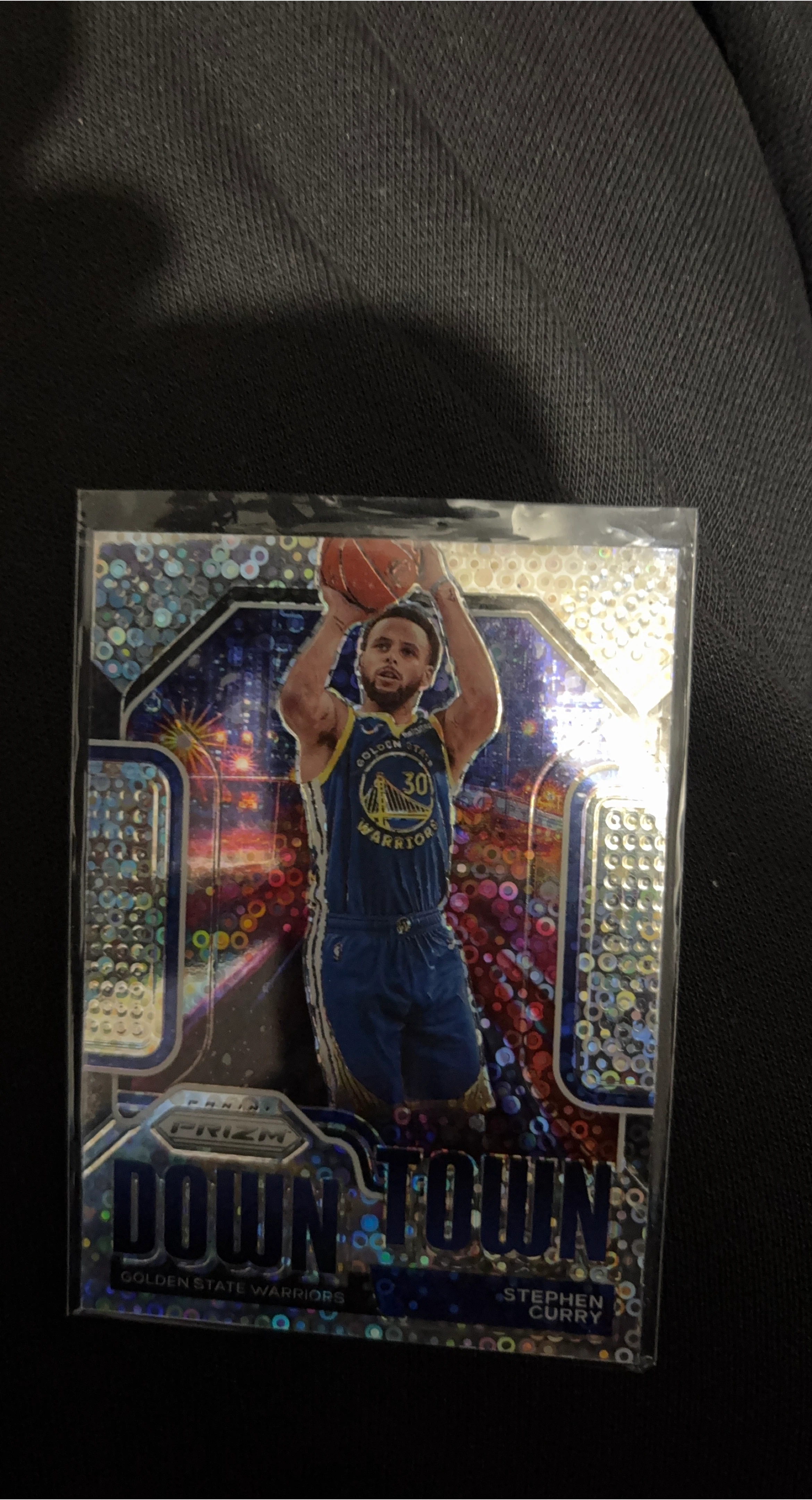 Stephen Curry 2022-23 Panini Prizm Downtown Card
