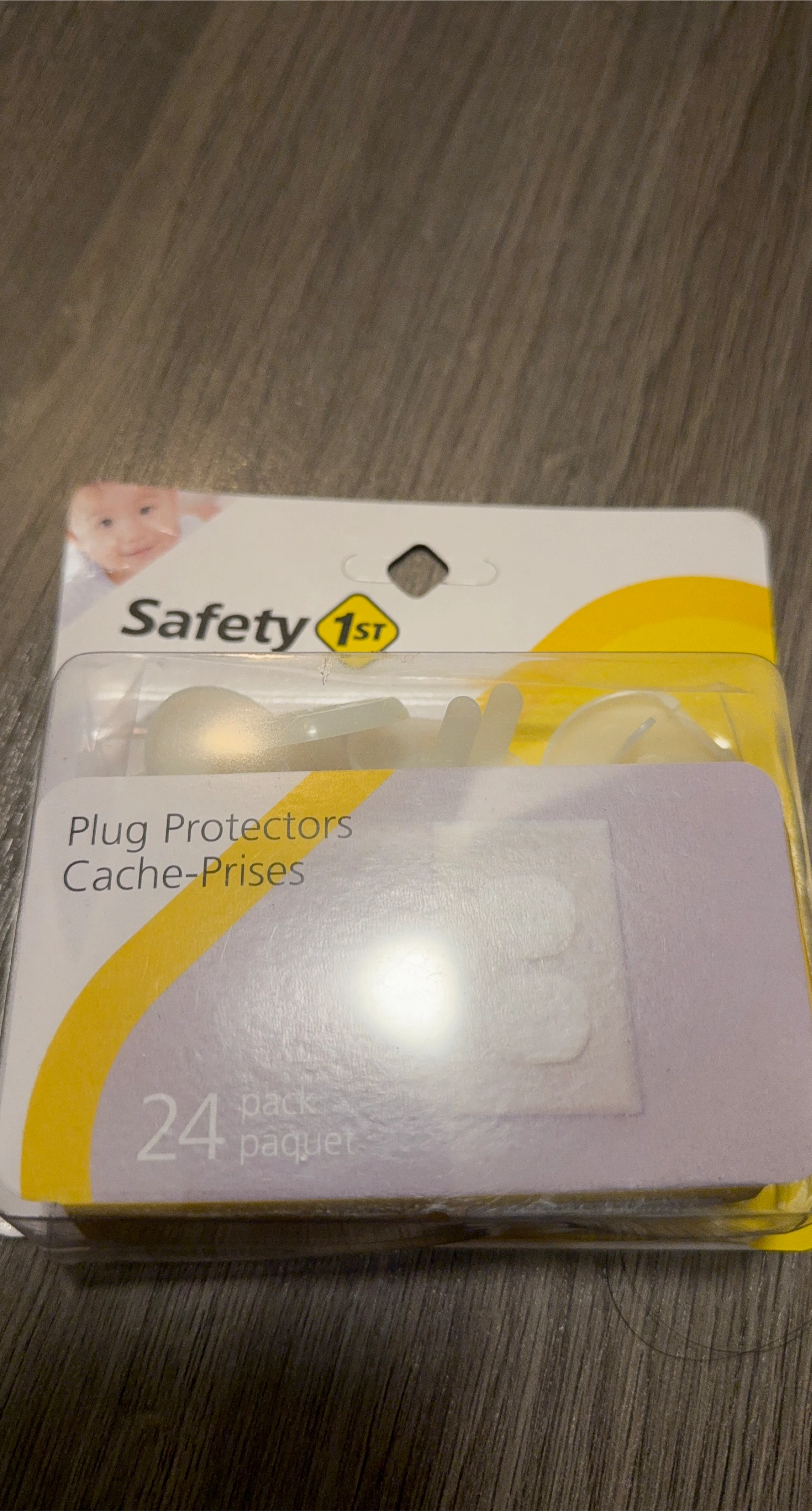 🧡 Safety 1st Plug Protectors - 24 Pack
