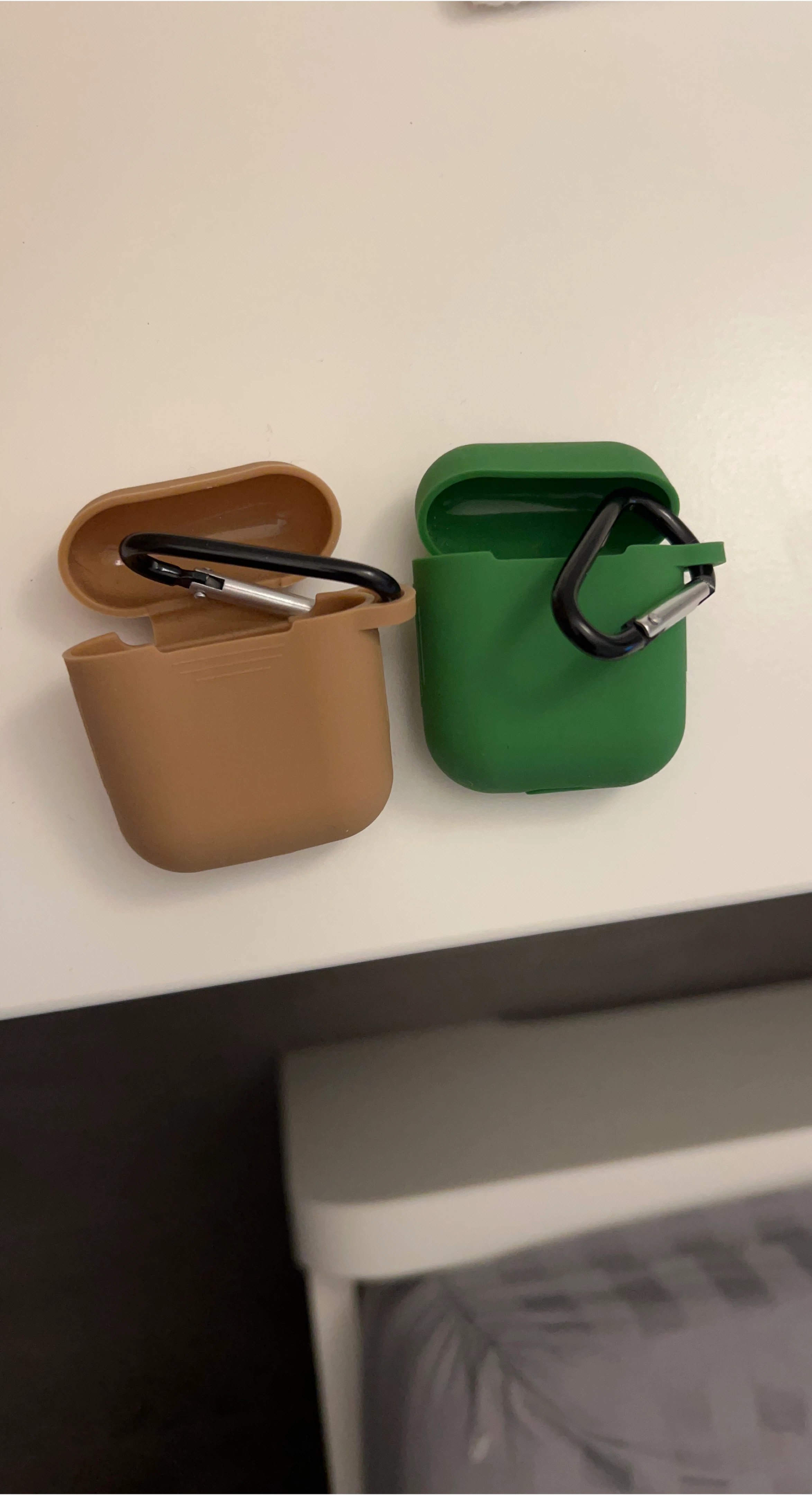AirPods Case Cover - Brown & Green