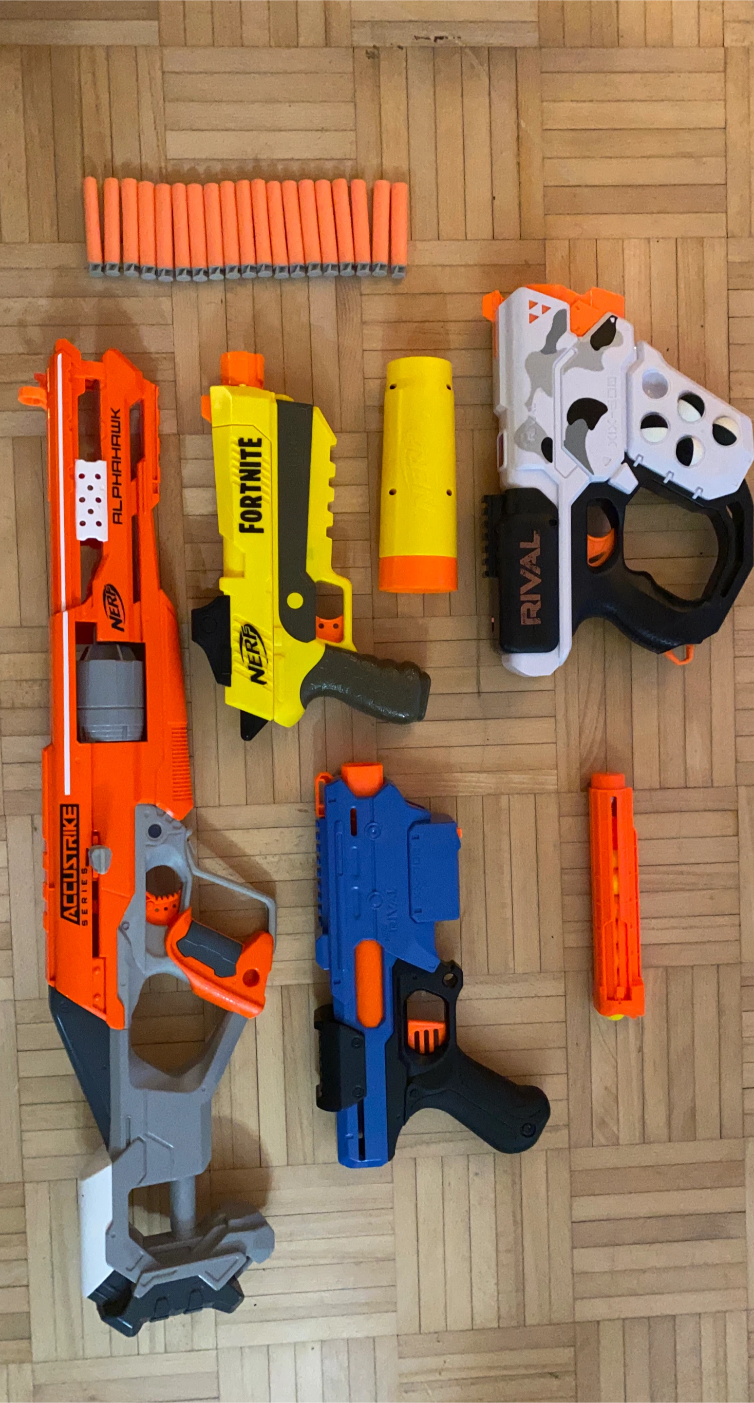 Nerf Rival, Fortnite, Accustrike Series Blasters