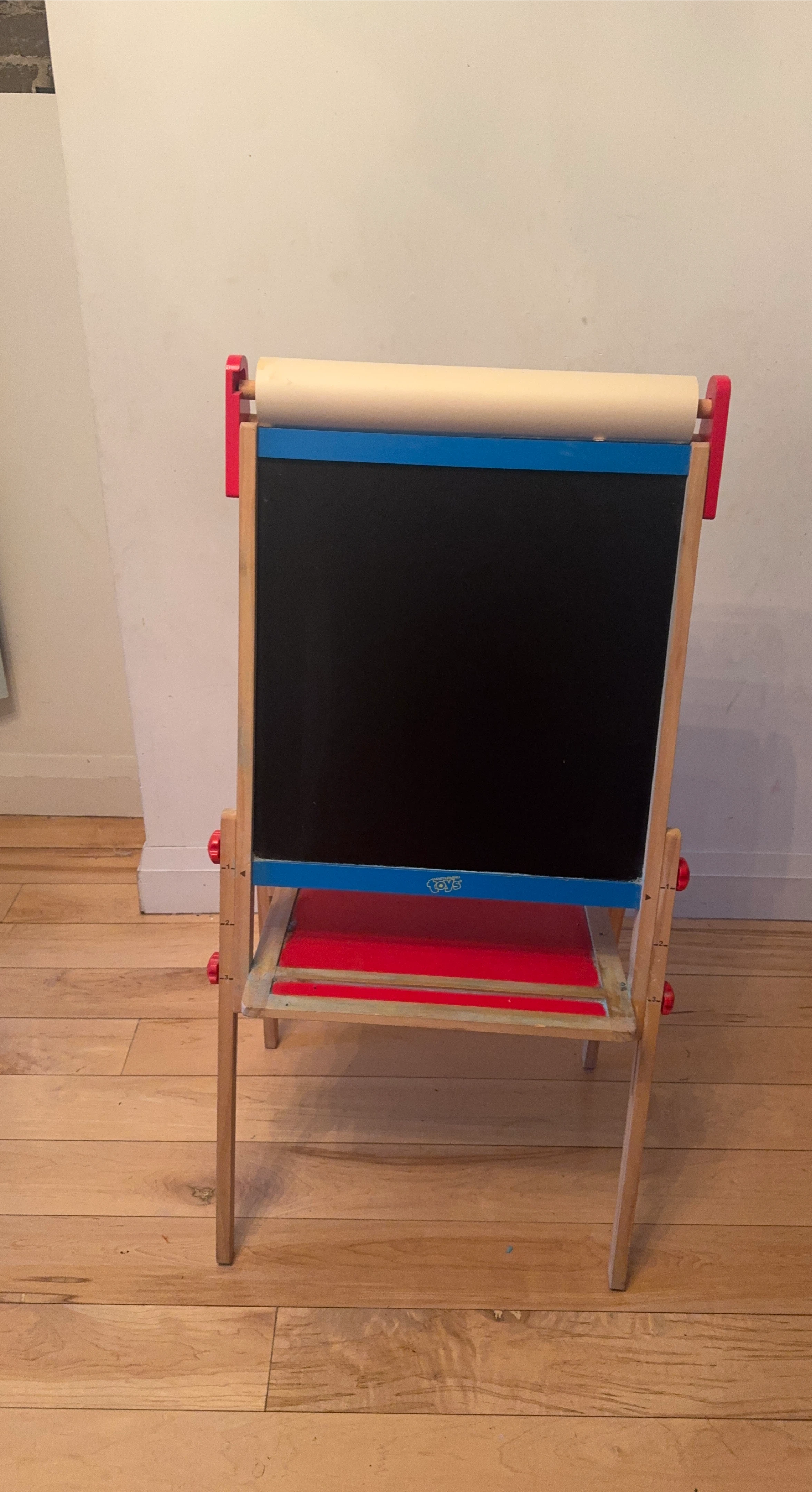 Easel for kids