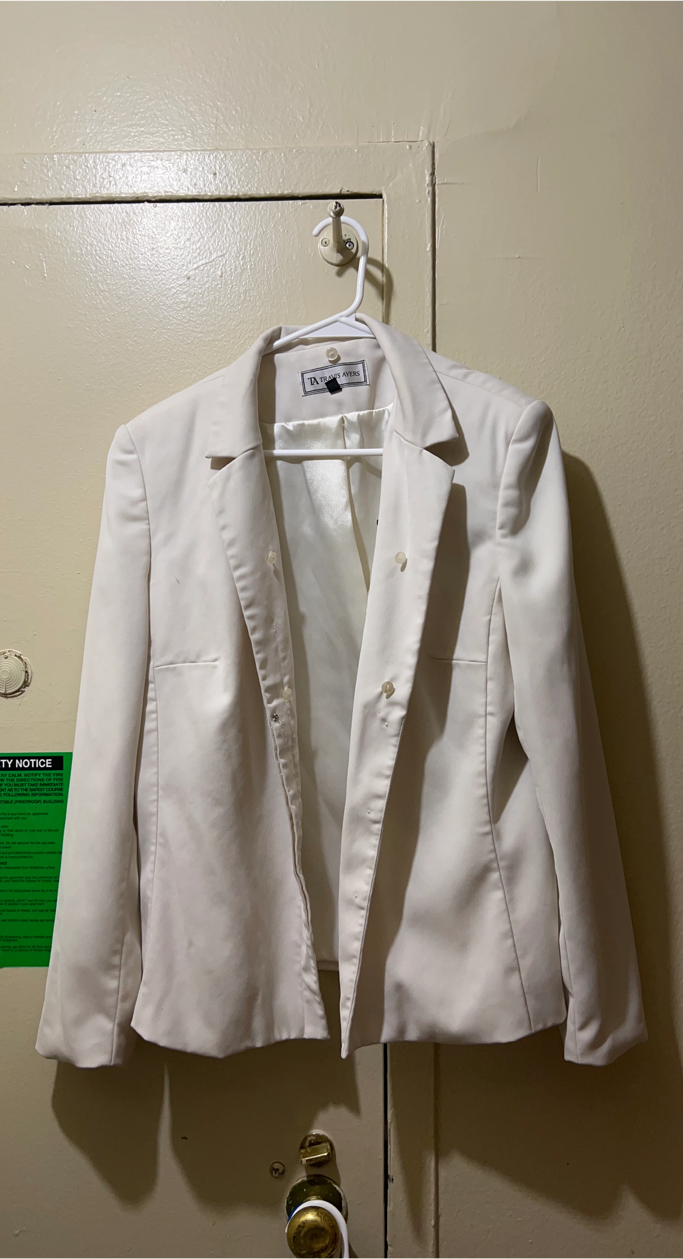 TA Travis Ayers Cream Blazer