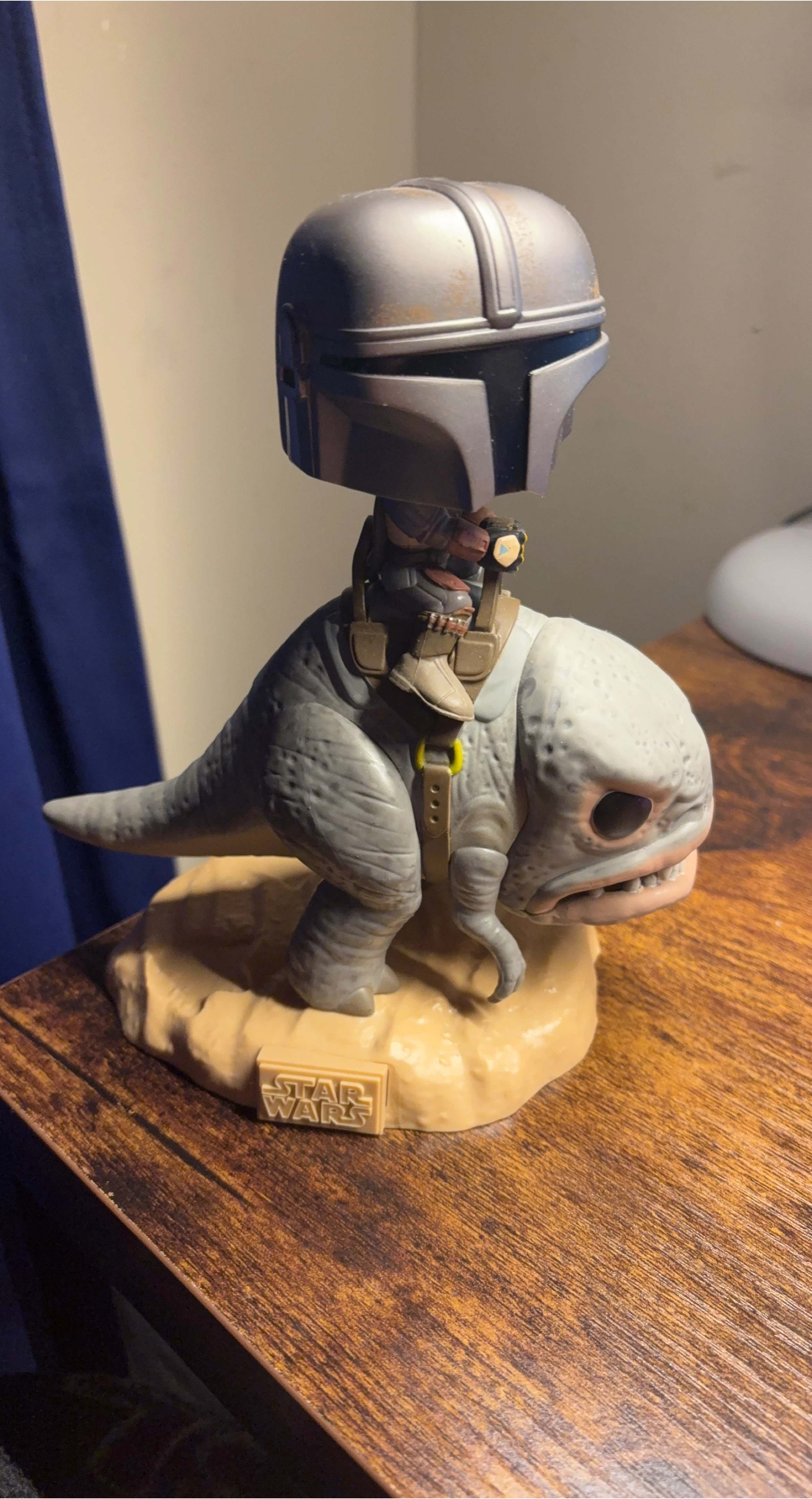 Funko Pop! Star Wars: The Mandalorian on Blurrg