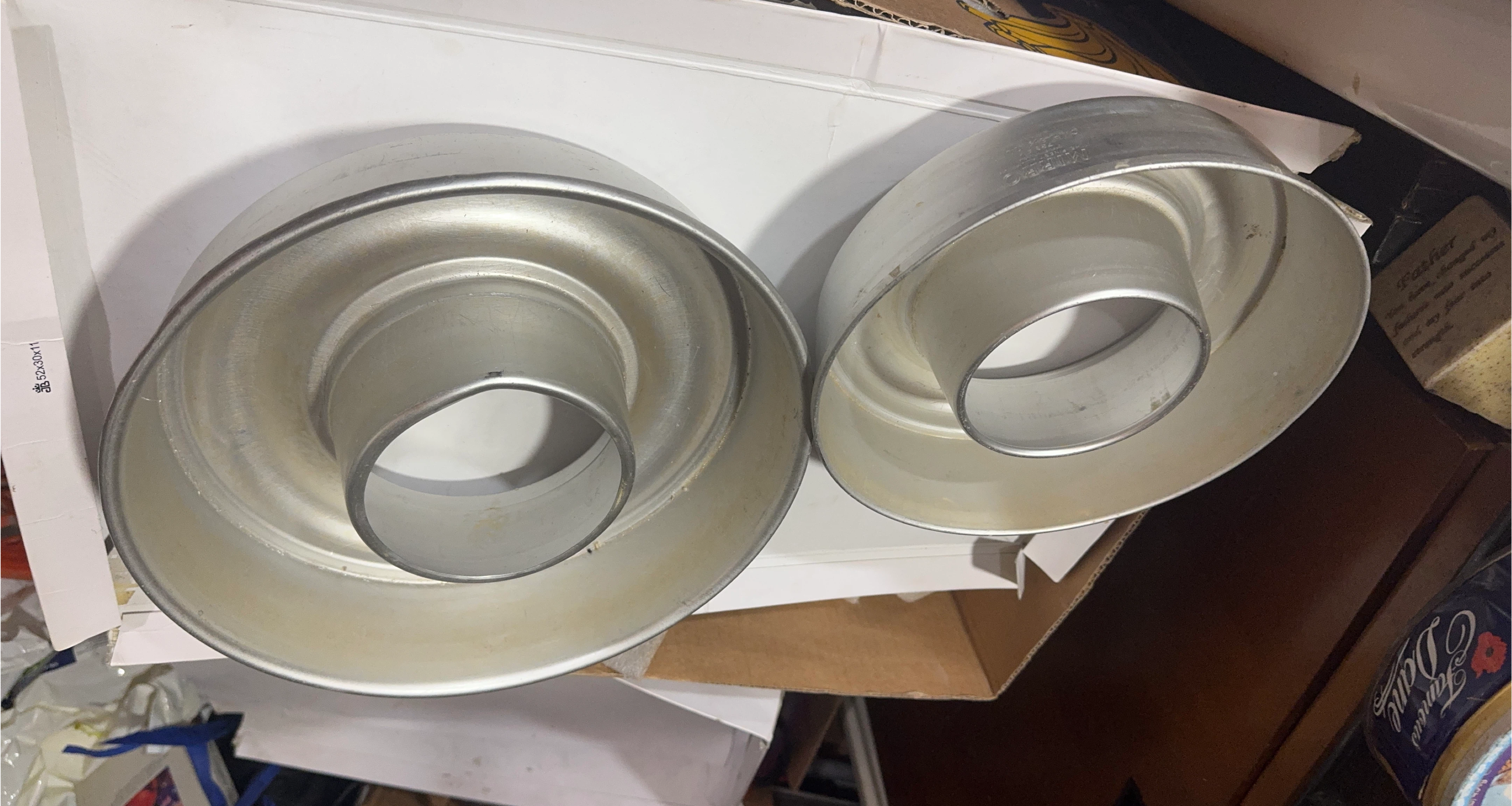 Wear-Ever & Mirro Bundt Cake Pans