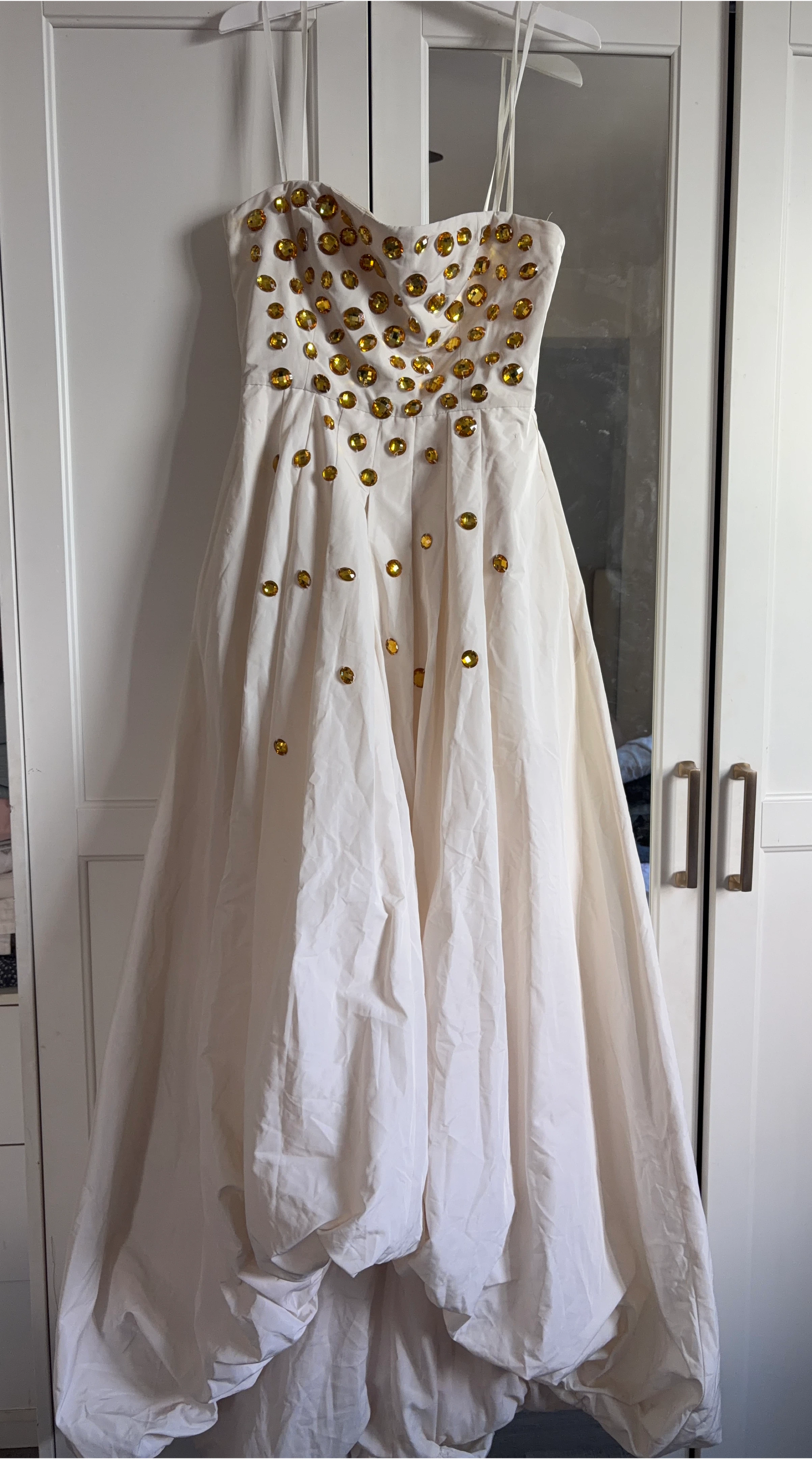 BCBGMAXAZRIA Dress - Size 4