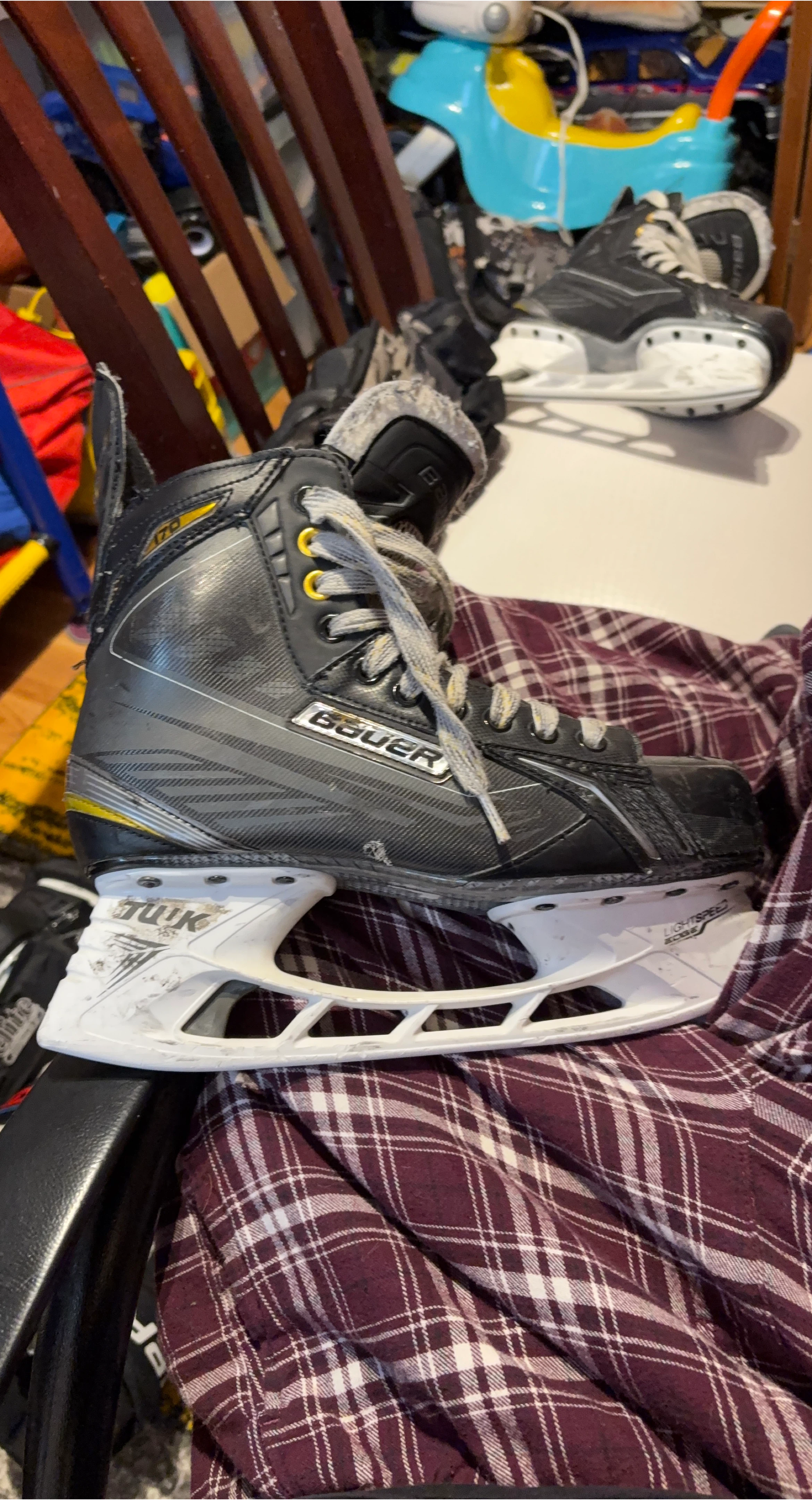 Bauer Vapor X70 Hockey Skates - Size 9.5