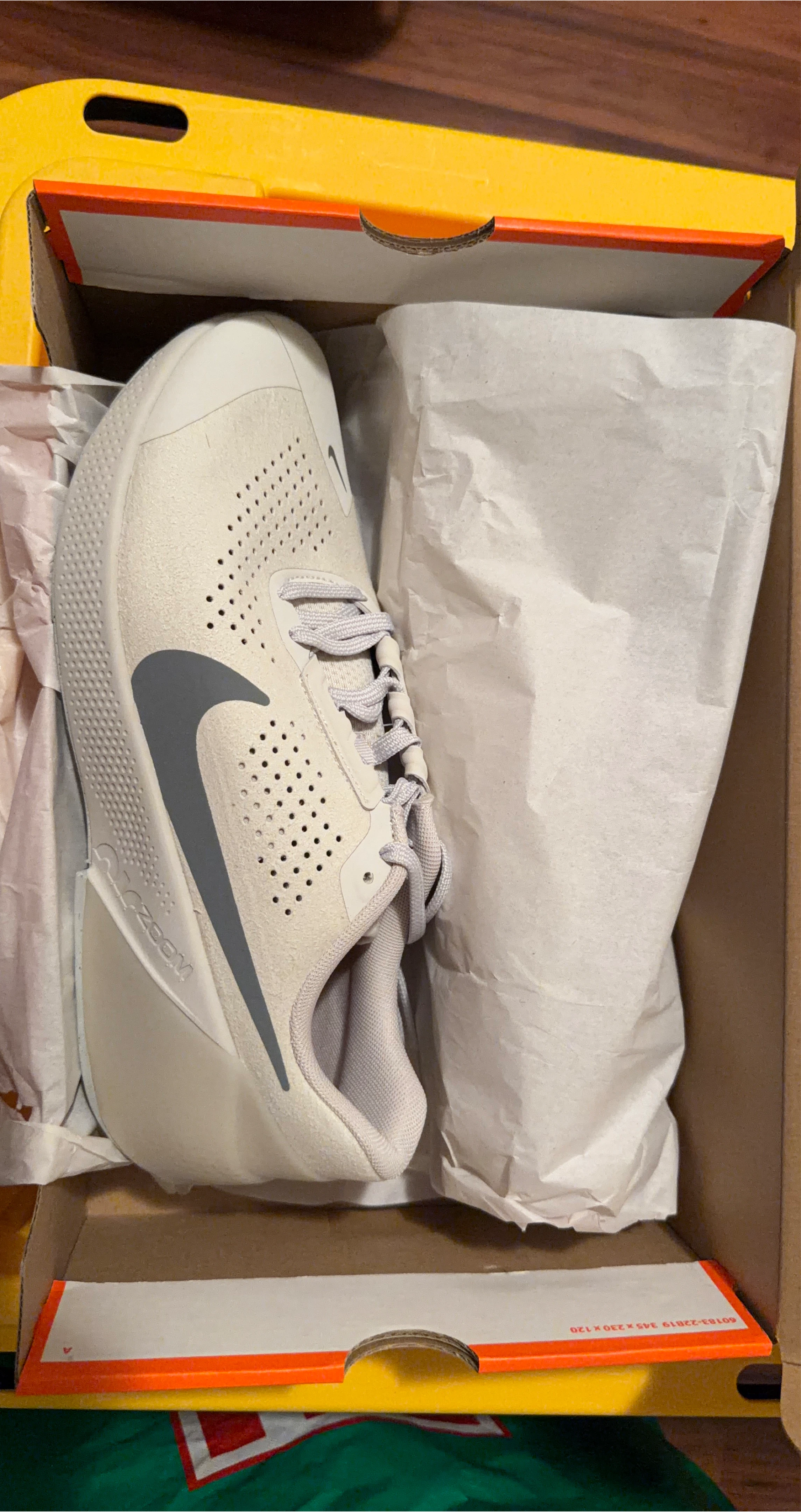 Nike Zoom Vomero 5 - Size 9.5 Men's