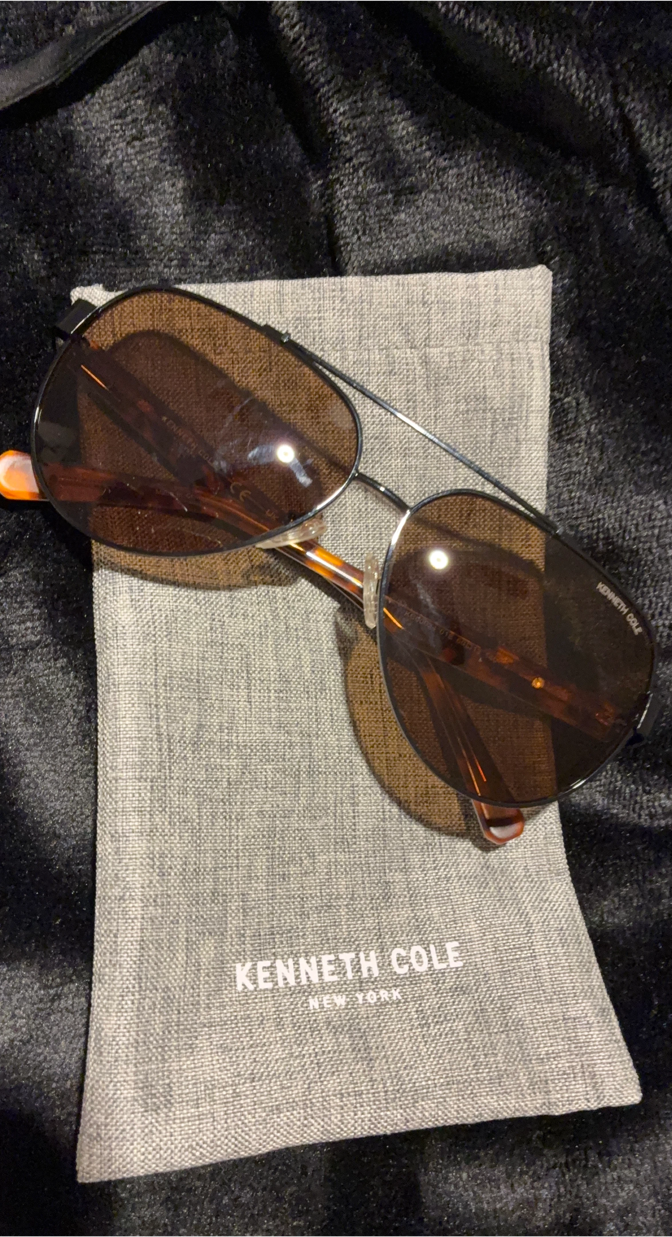 🥕Kenneth Cole Aviator Sunglasses