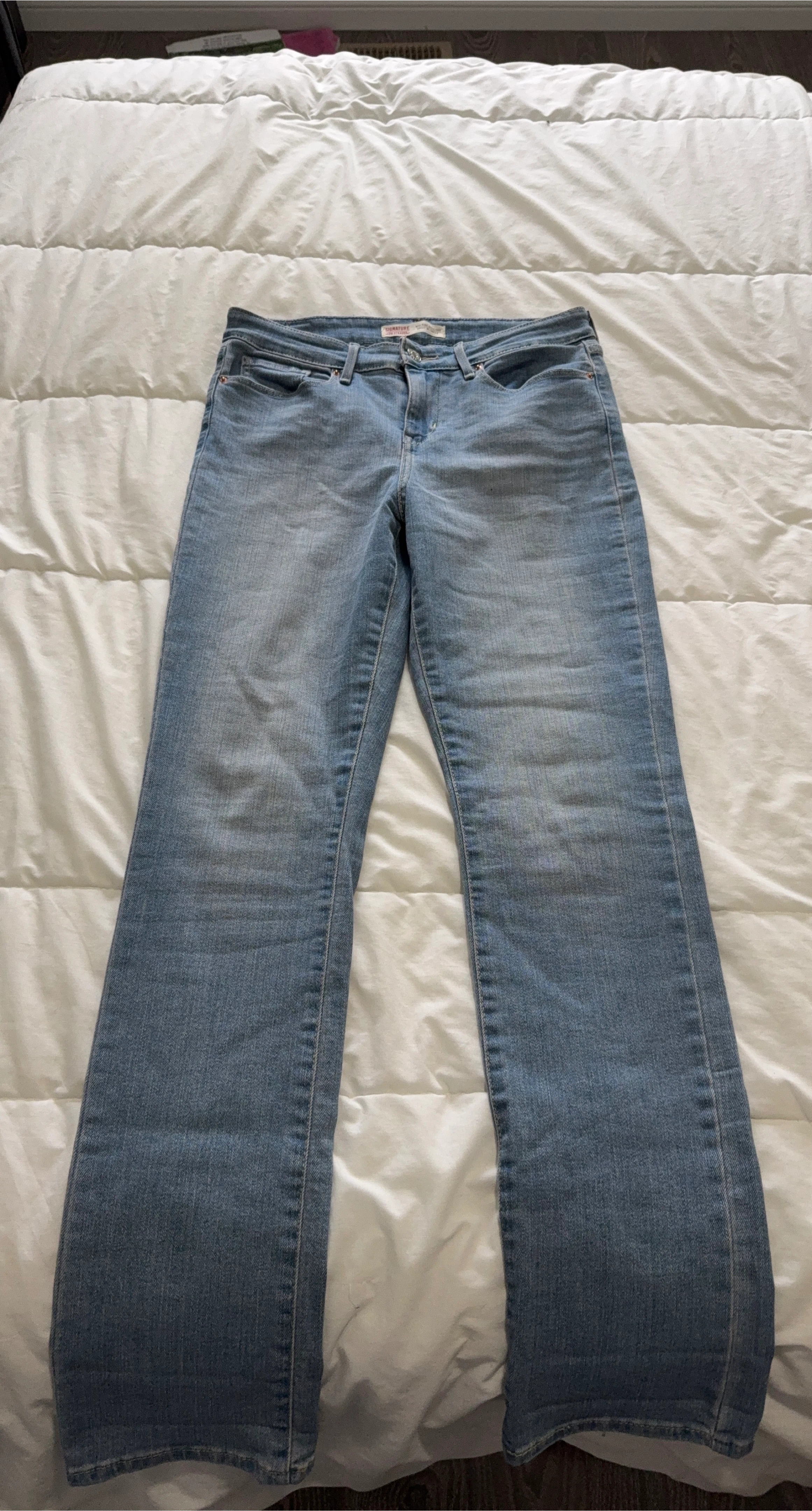Levi Strauss Signature Mid-Rise Straight Jeans - Size 27