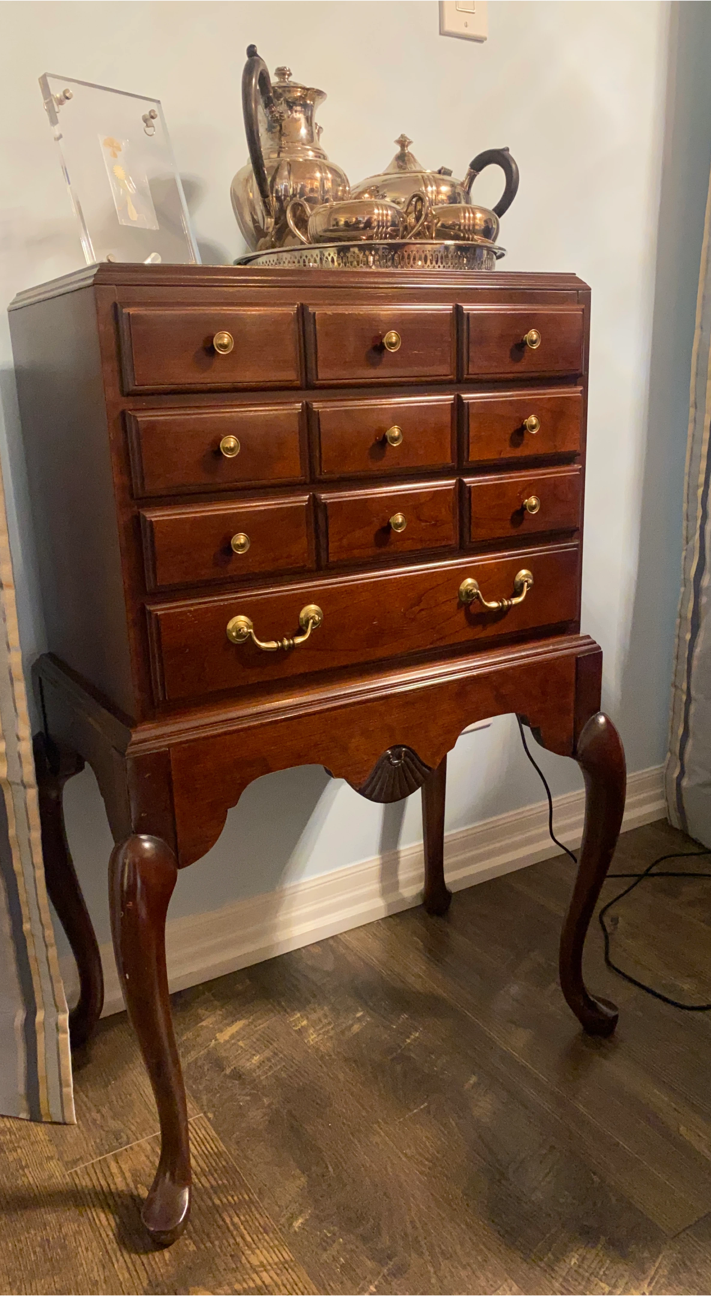 Wooden Chest of Drawers