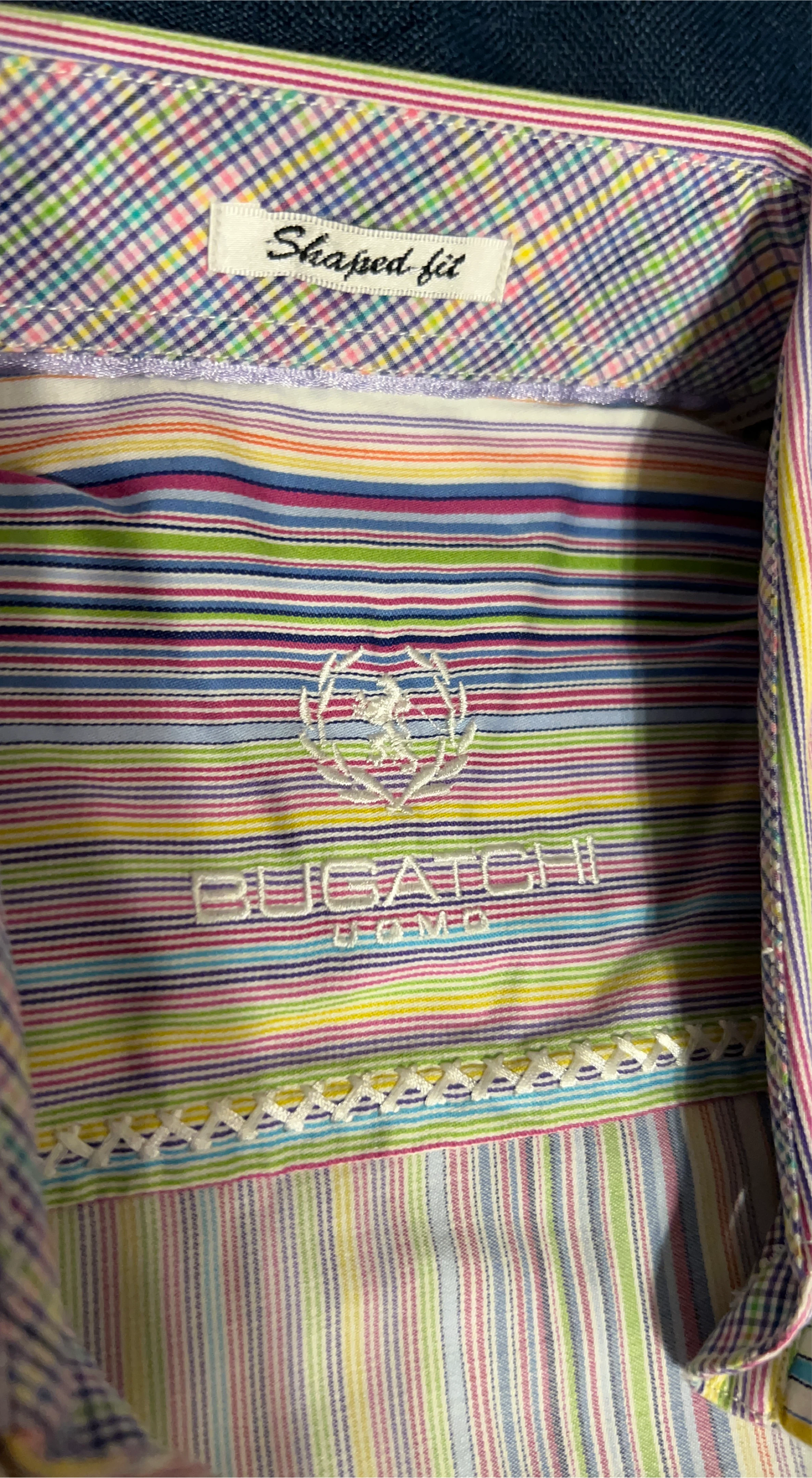 Bucatchi Striped Shaped Fit Shirt