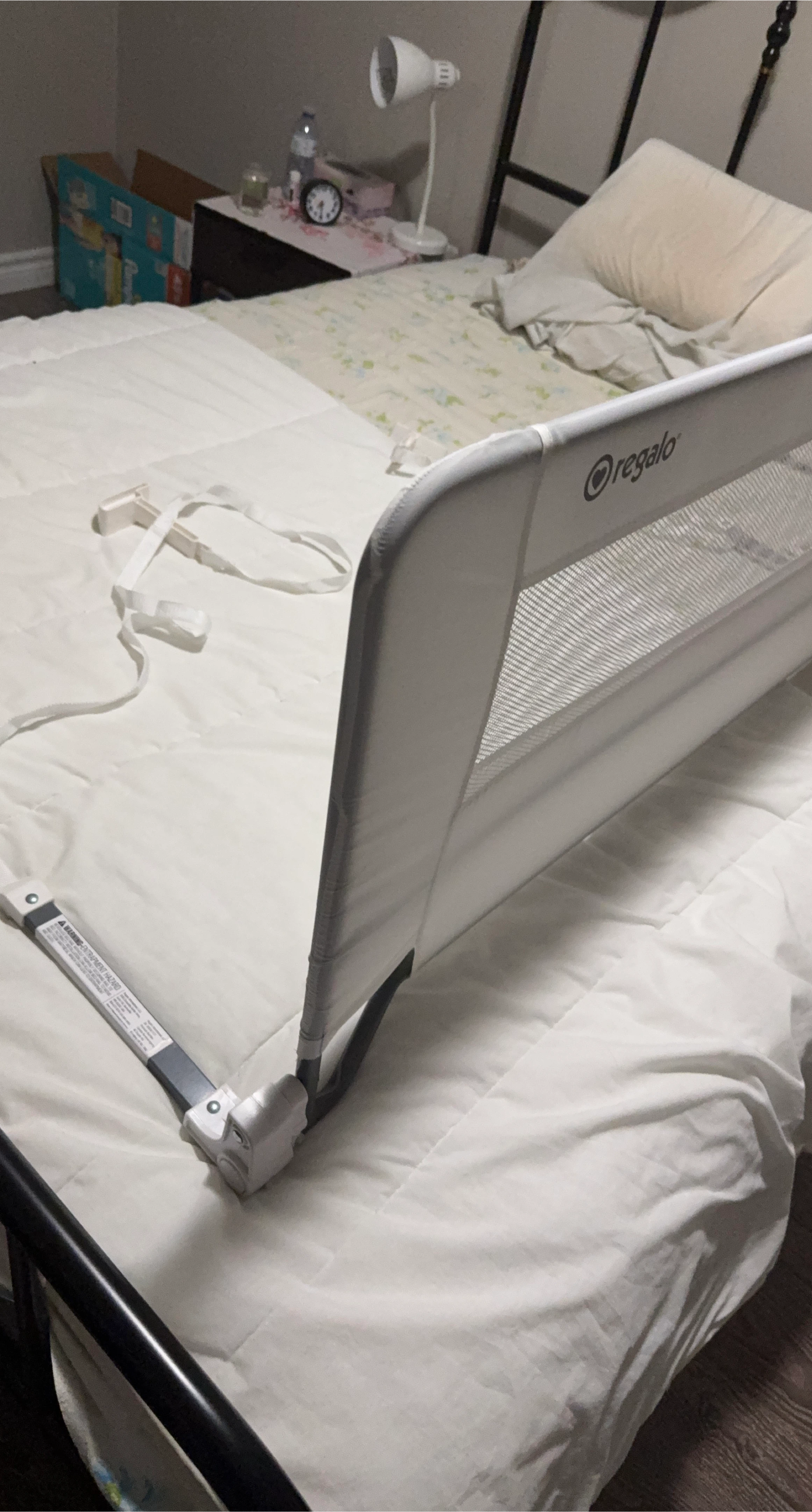 Regalo White Bed Rail