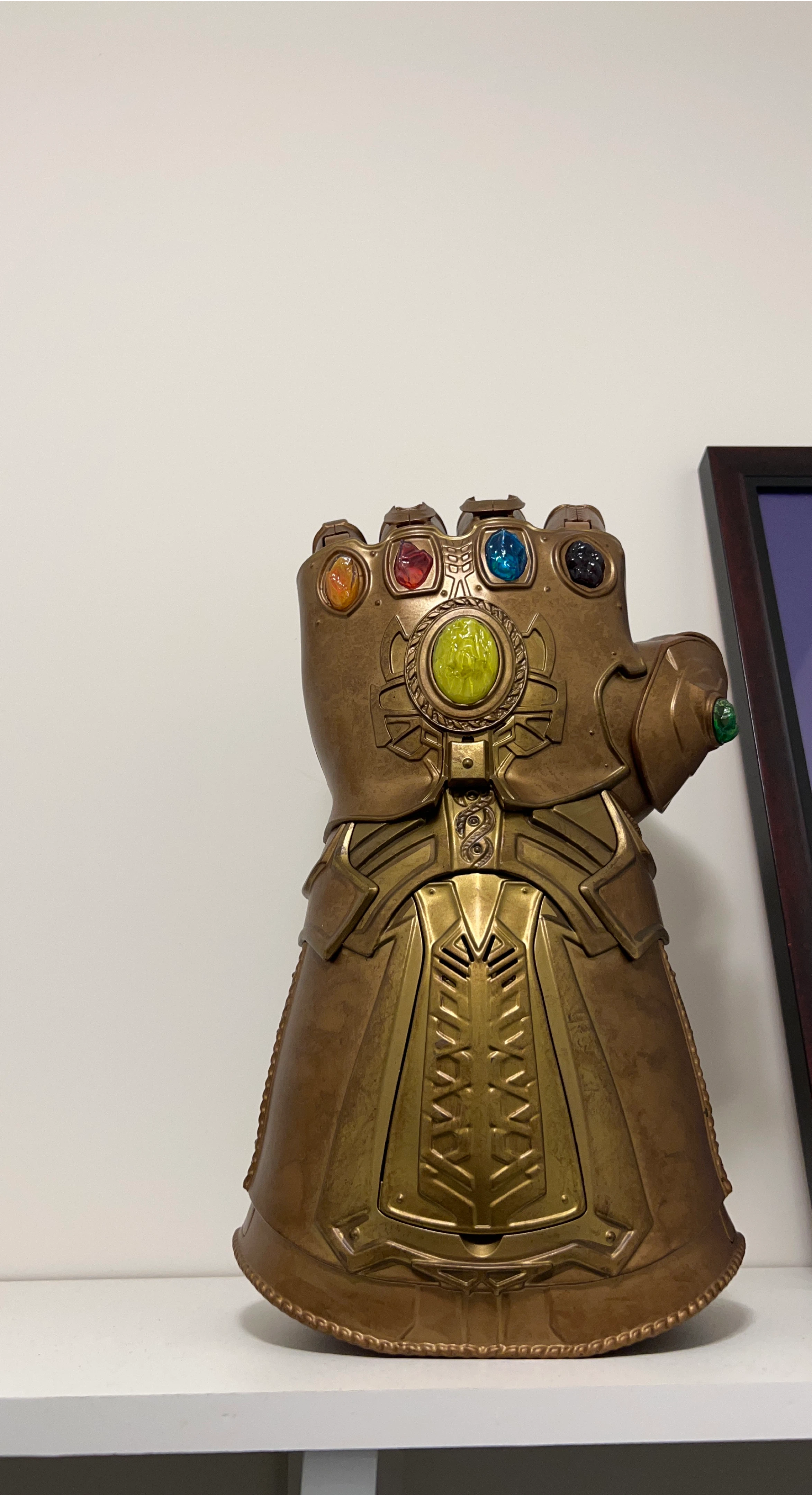 Marvel Infinity Gauntlet Replica