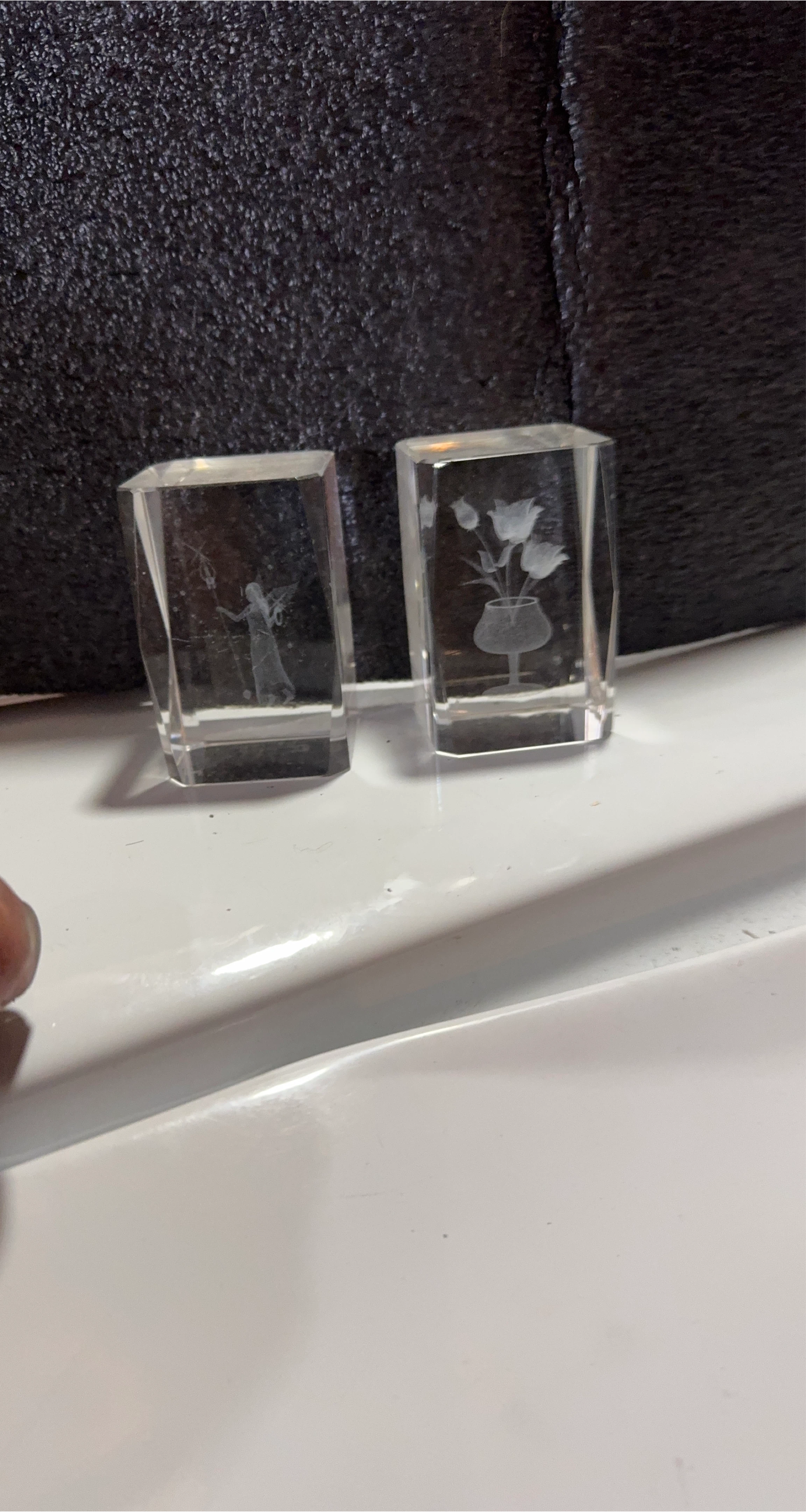 Laser etched crystal angel and flower cubes