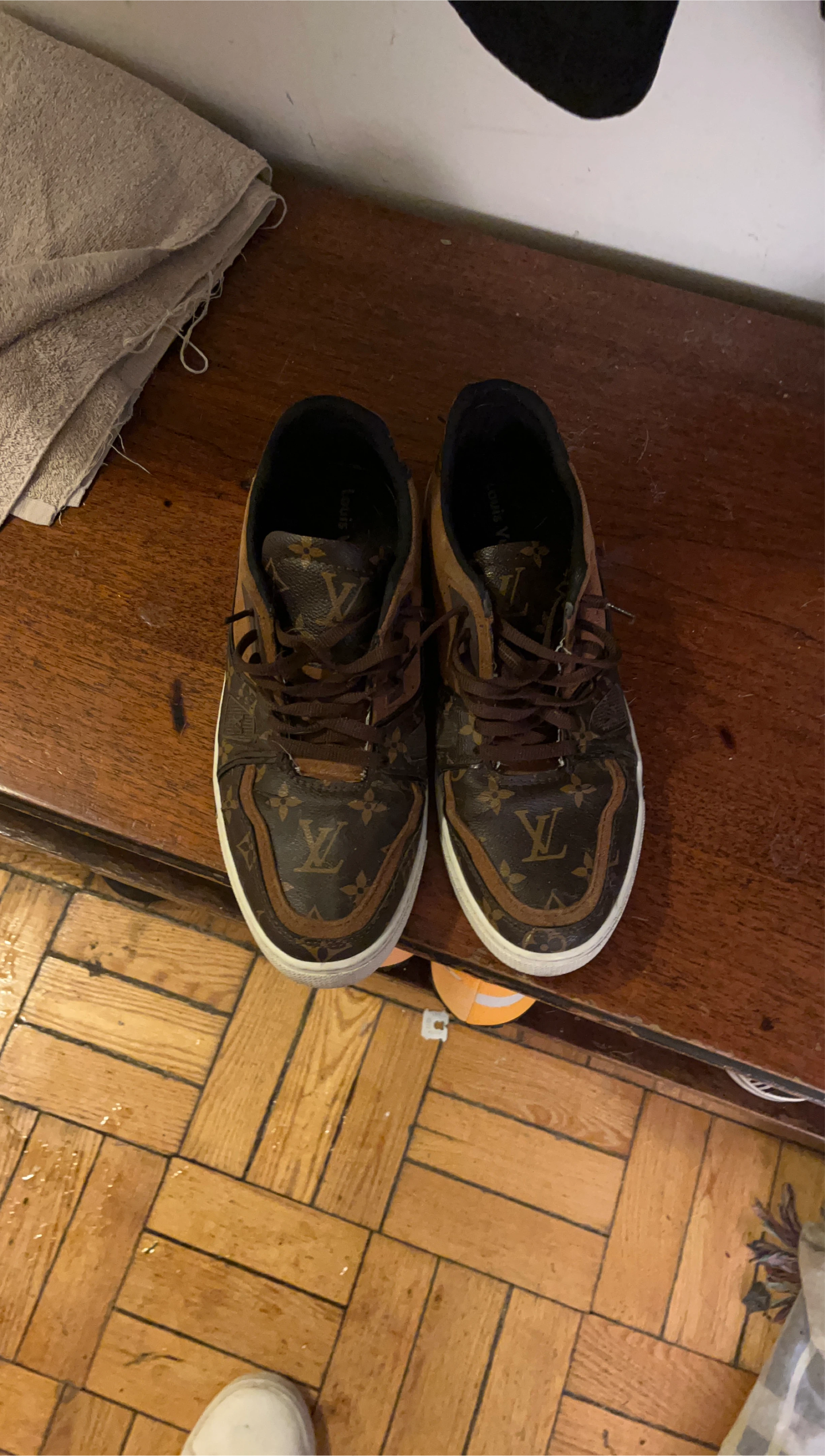 Louis Vuitton Brown Sneakers