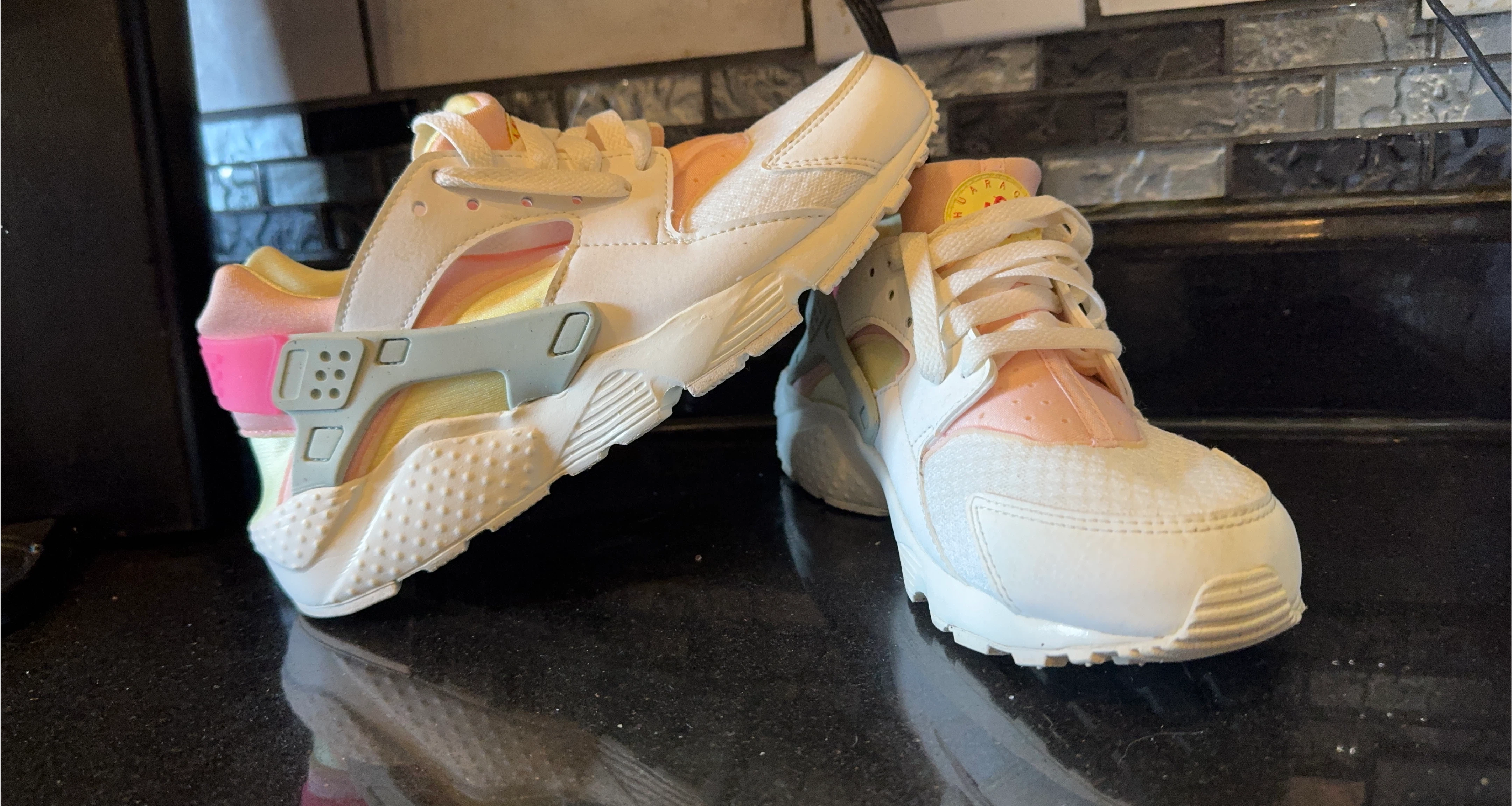 Nike Huarache Run Size US 6Y