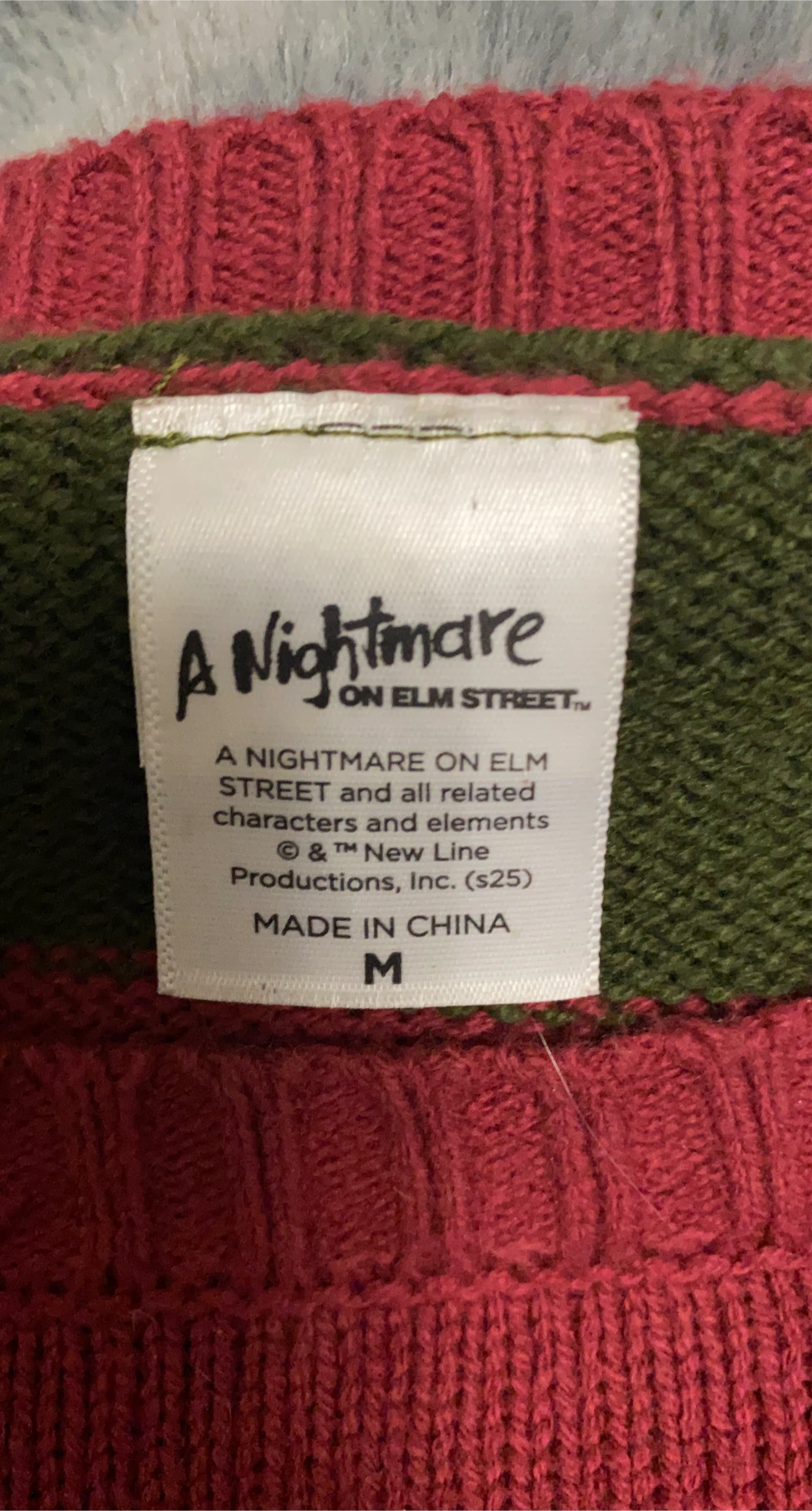 Nightmare on Elm Street Sweater - Size M - photo 2
