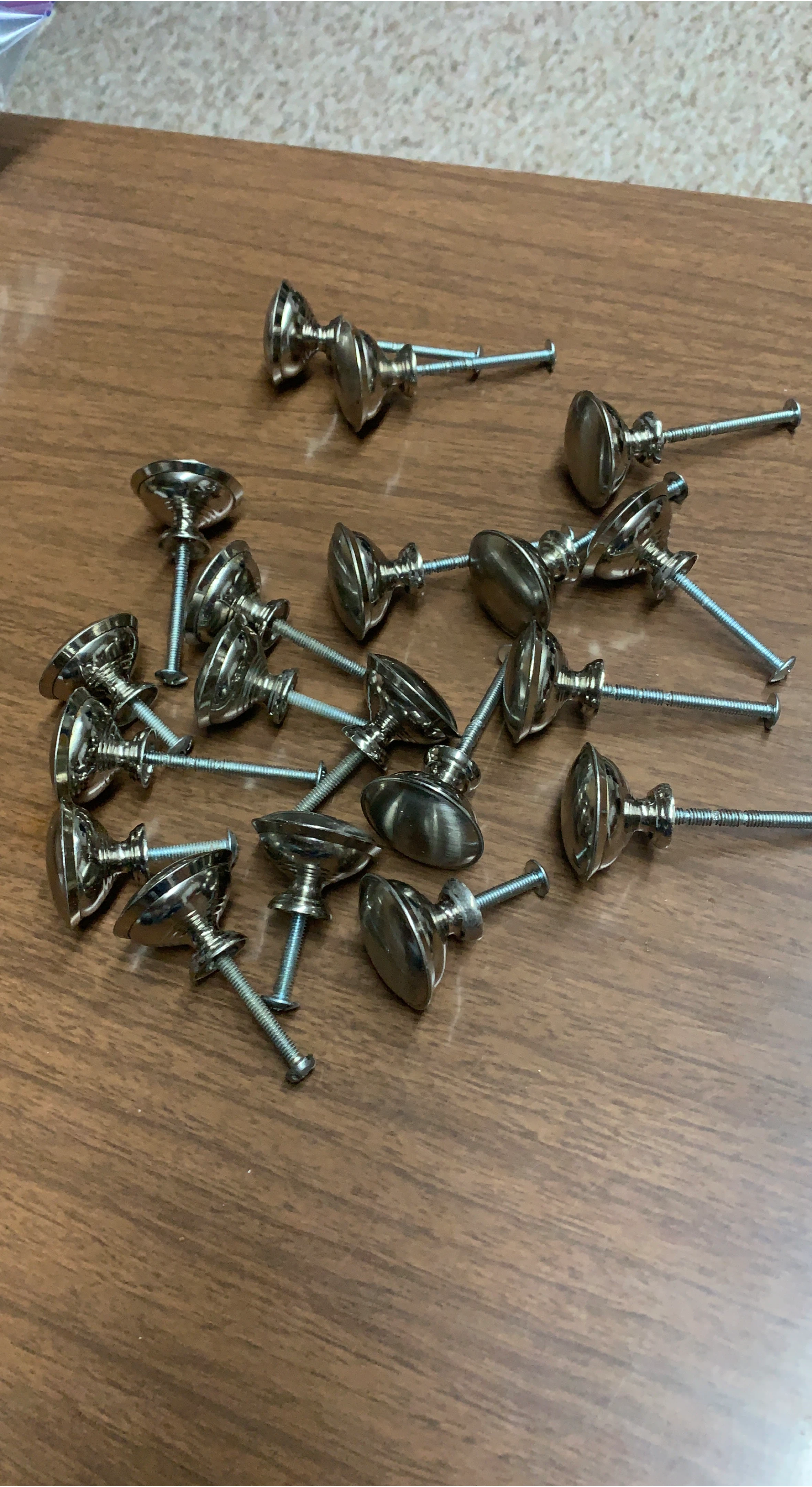 Cabinet/Drawer knobs - Set of 19