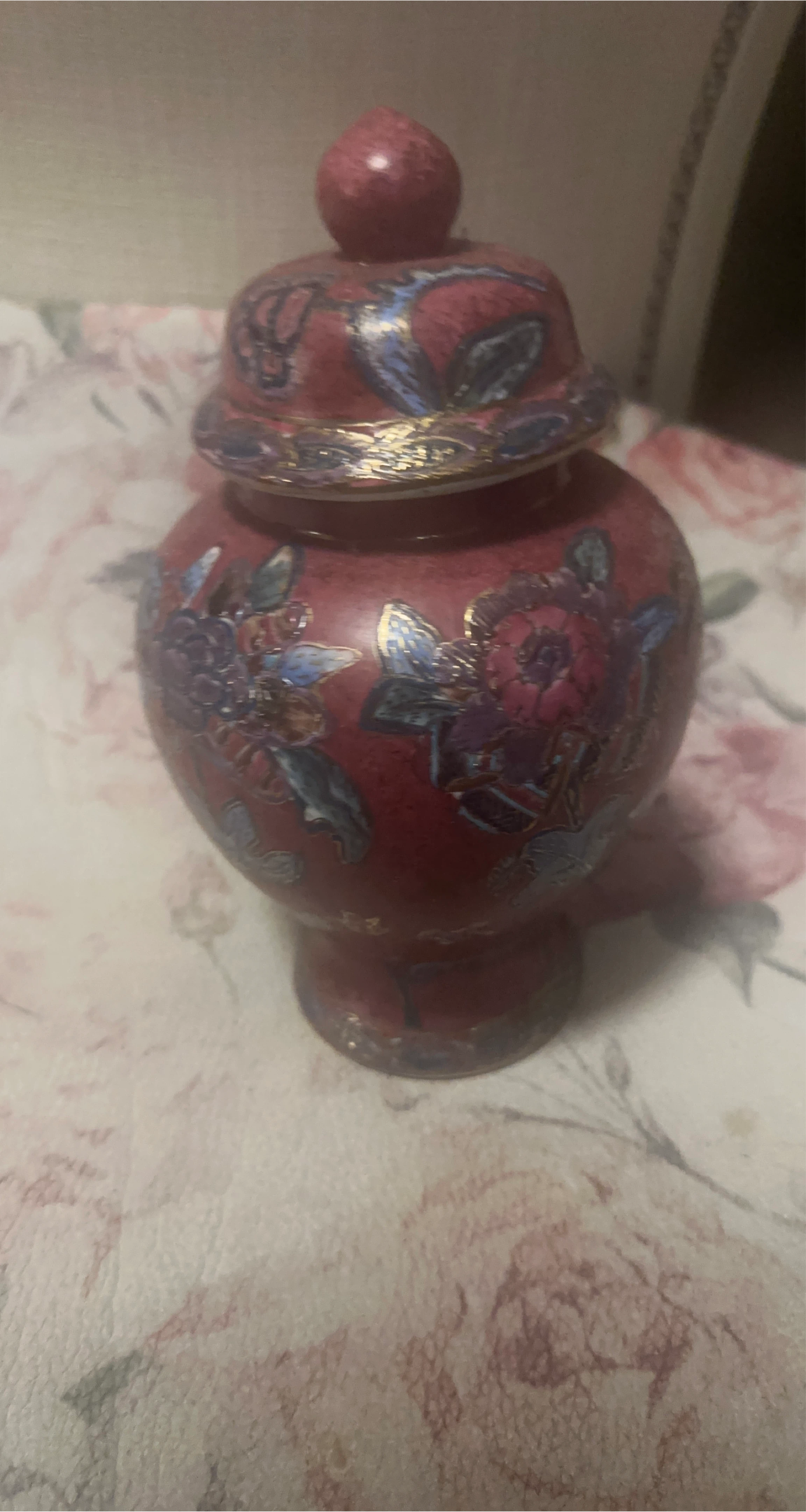 Decorative Red Floral Vase with Lid