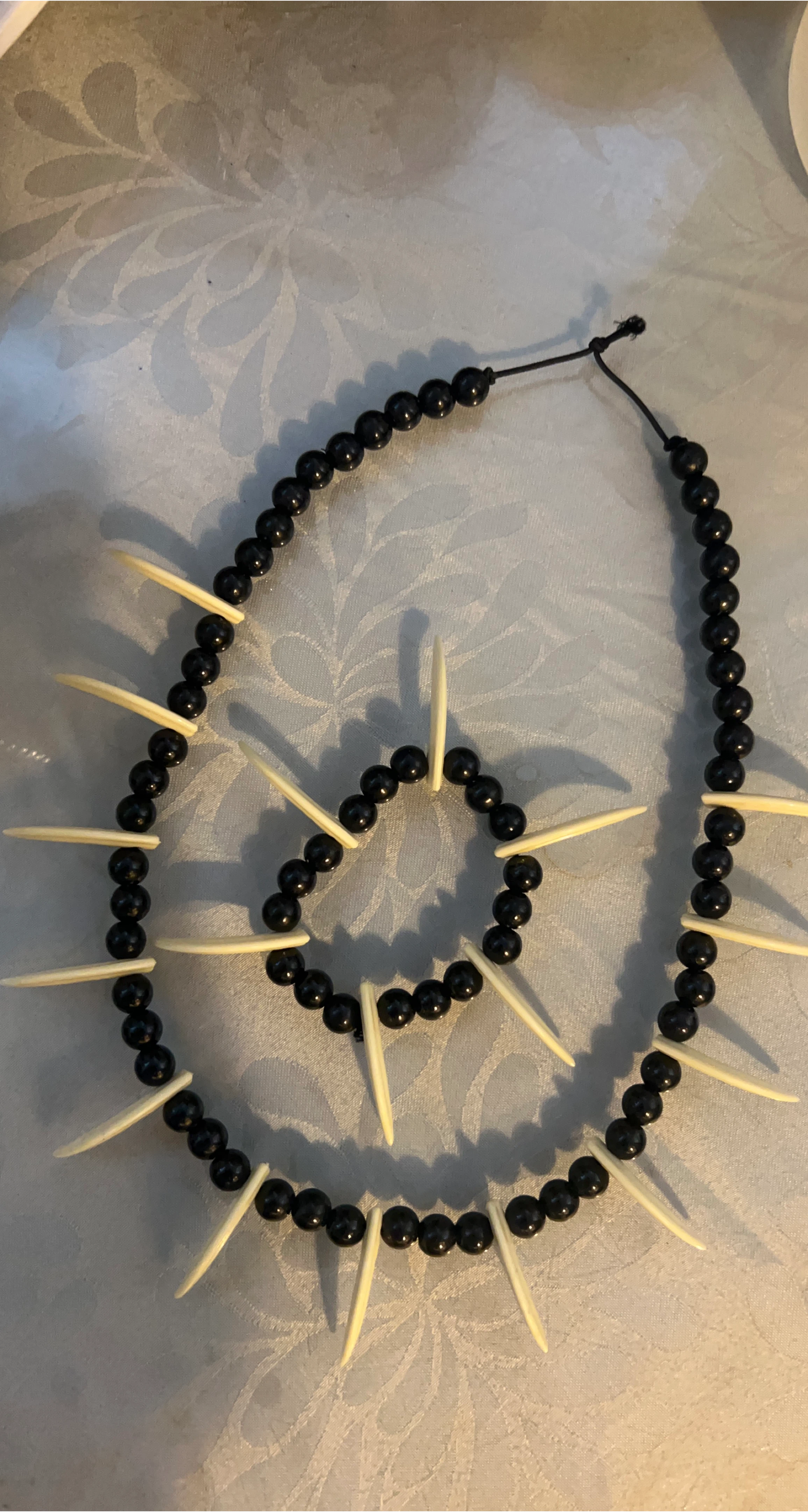 Necklace and bracelet set