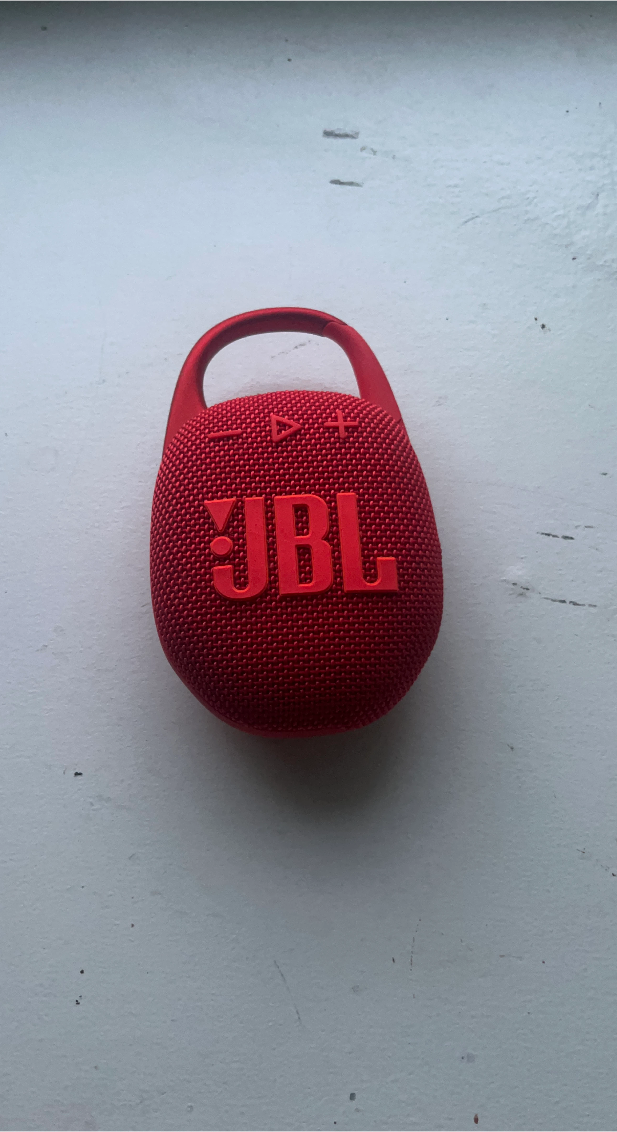 JBL Clip 4 Red Portable Bluetooth Speaker