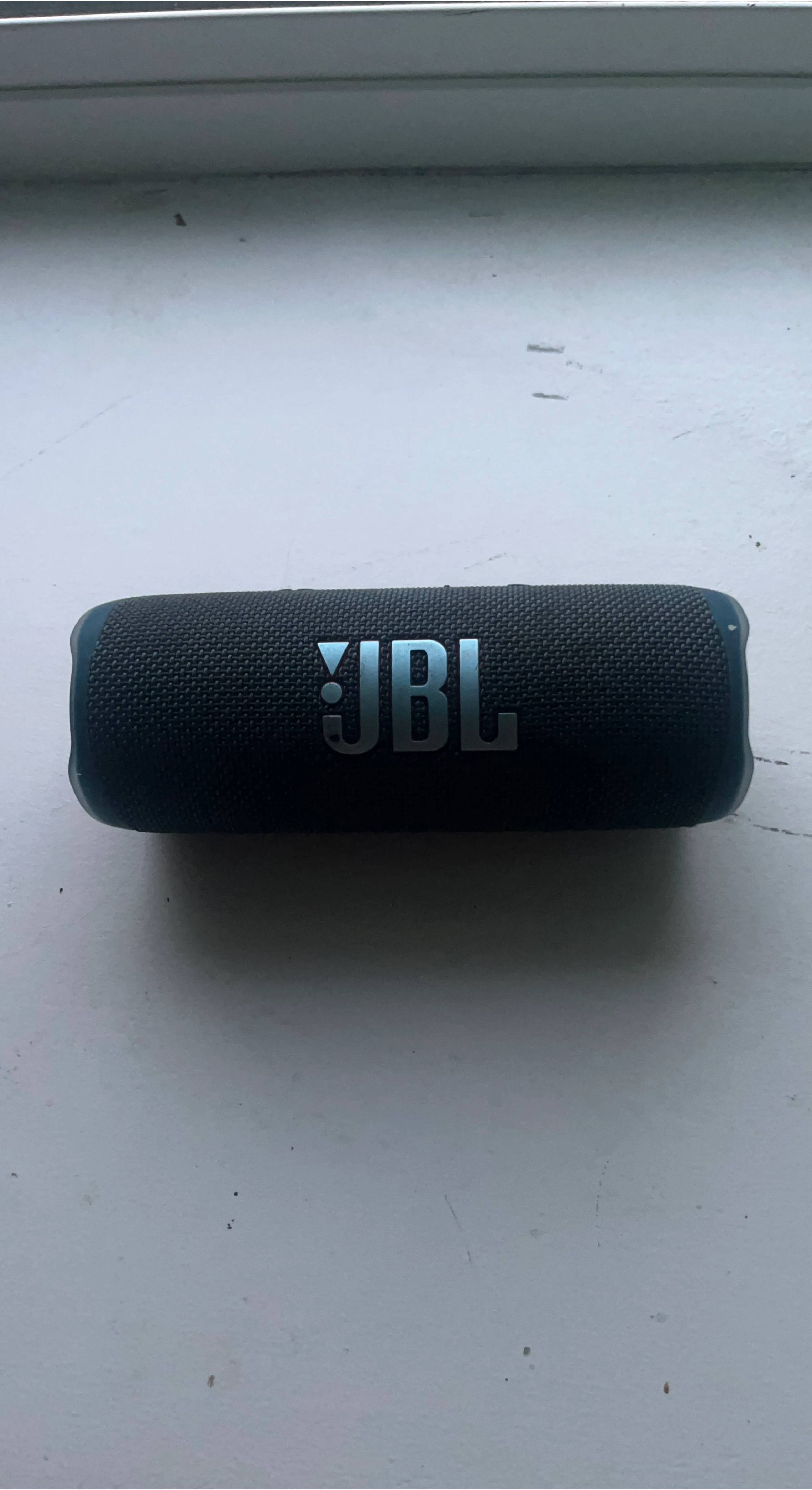 JBL Flip 6 Portable Bluetooth Speaker