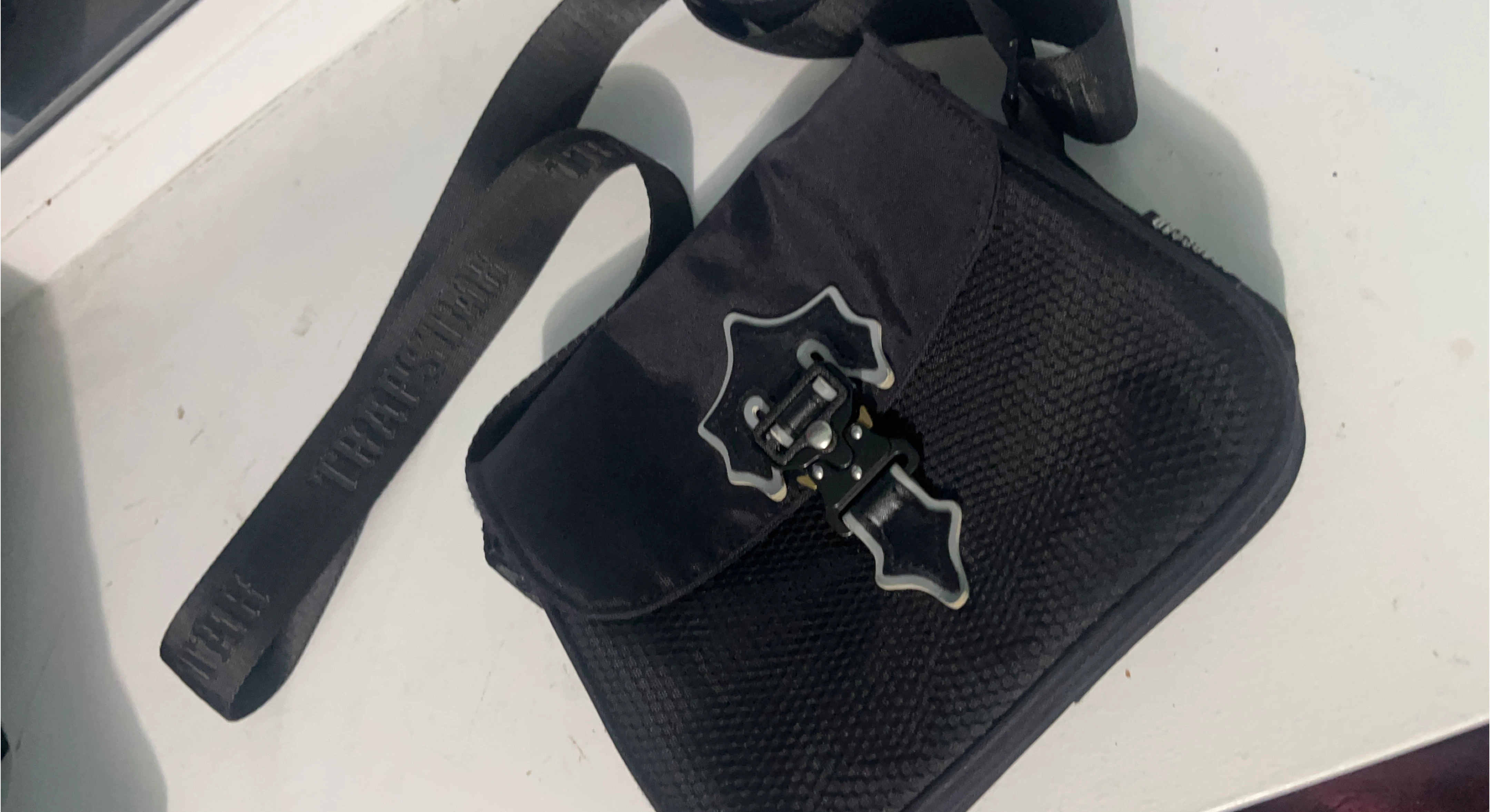 Trapstar Black Irongate T Bag