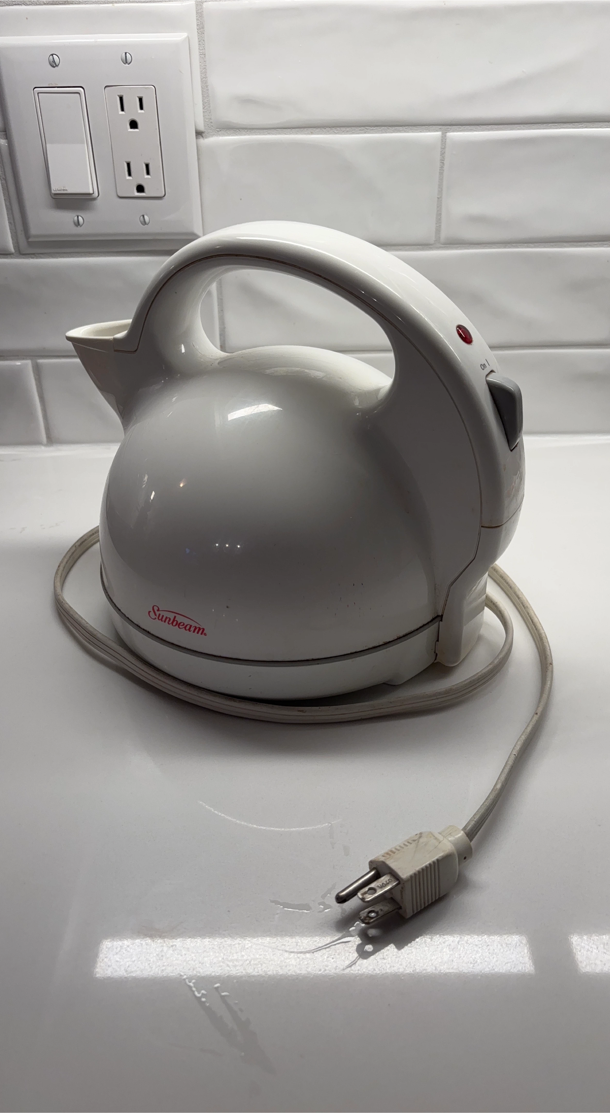 Sunbeam Hot Shot Hot Water Dispenser