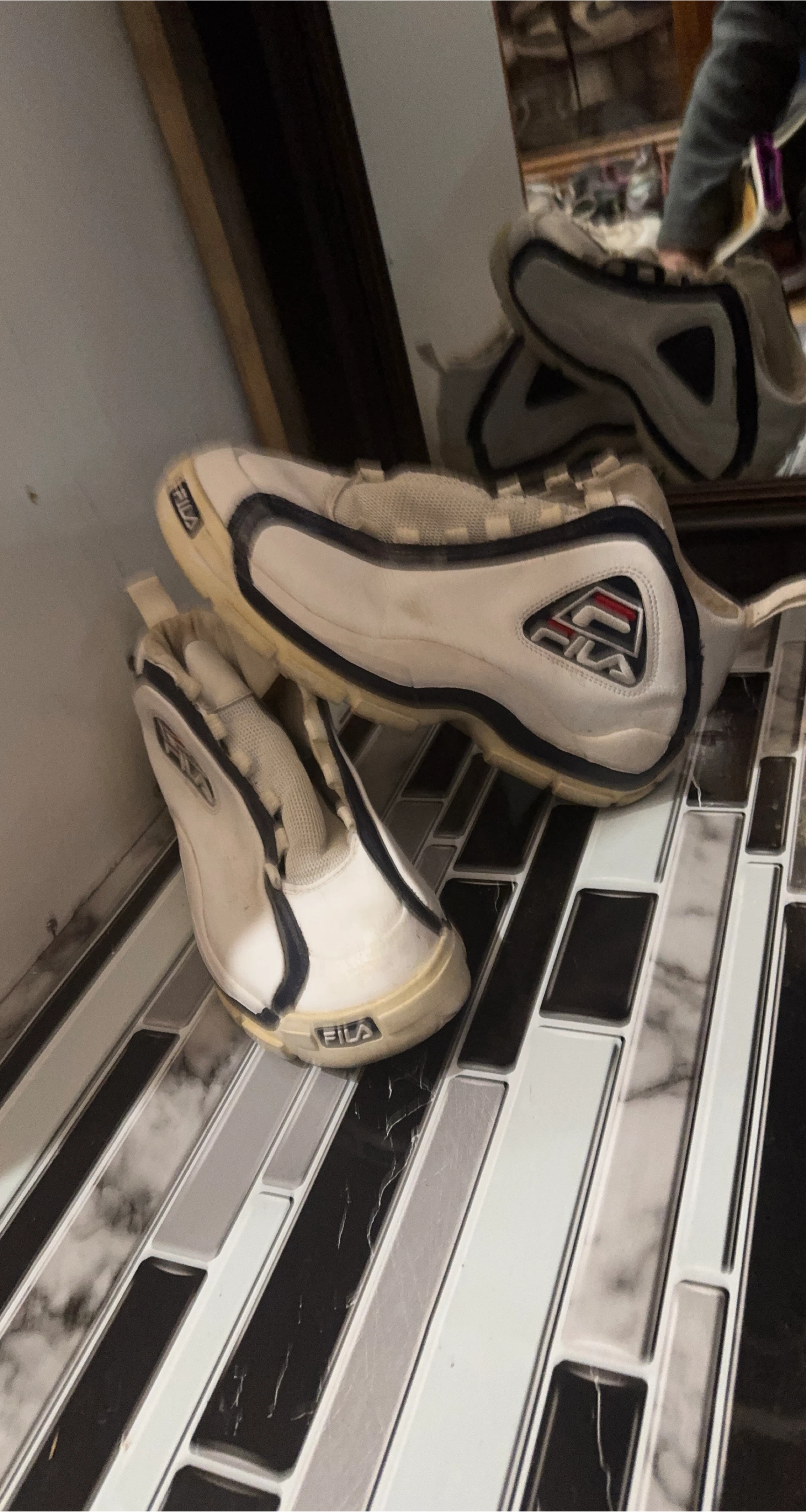 Fila Grant Hill 2 Sneakers - US 11.5