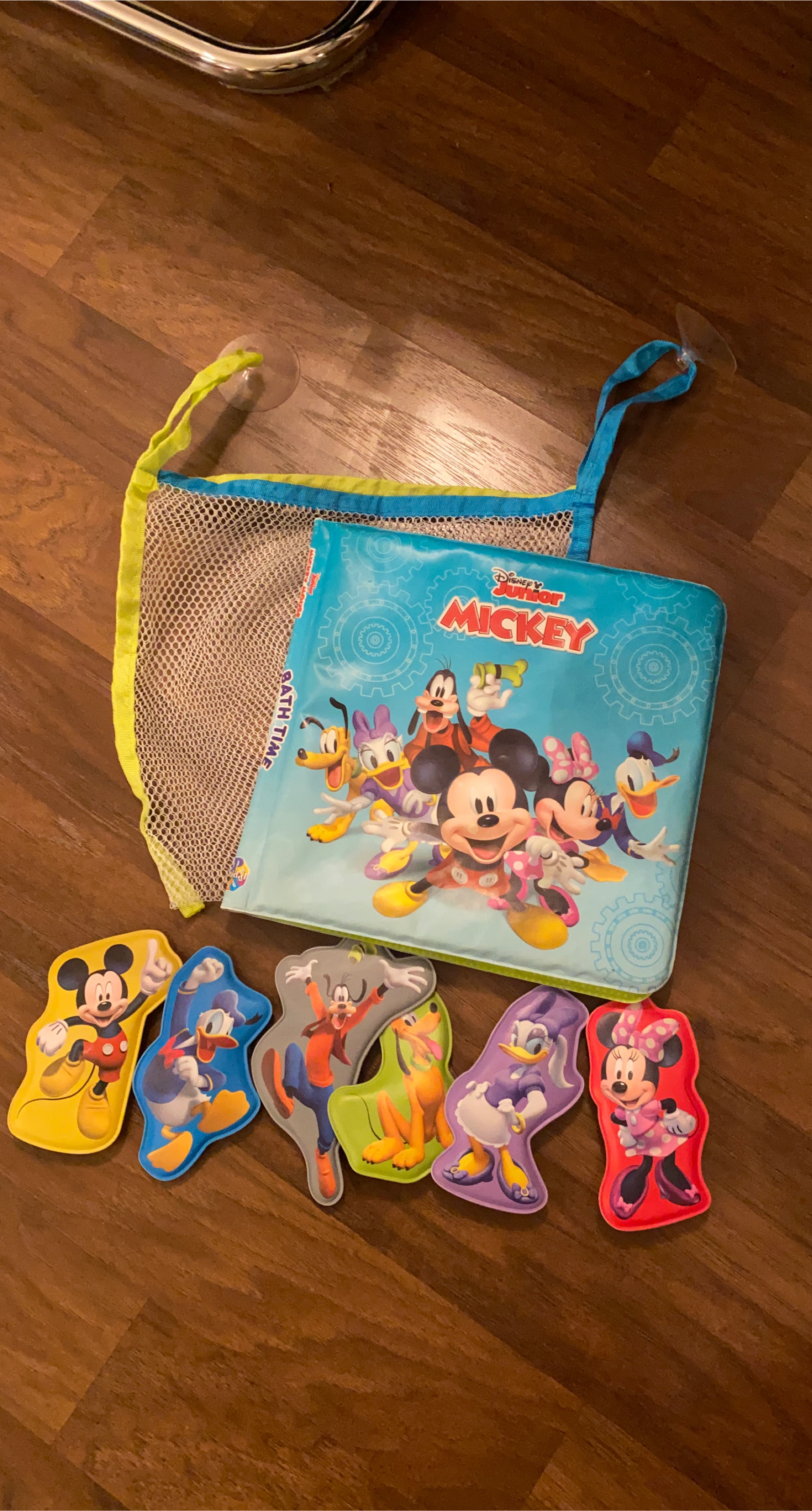 Disney Junior Mickey Bath Time Book & Toys