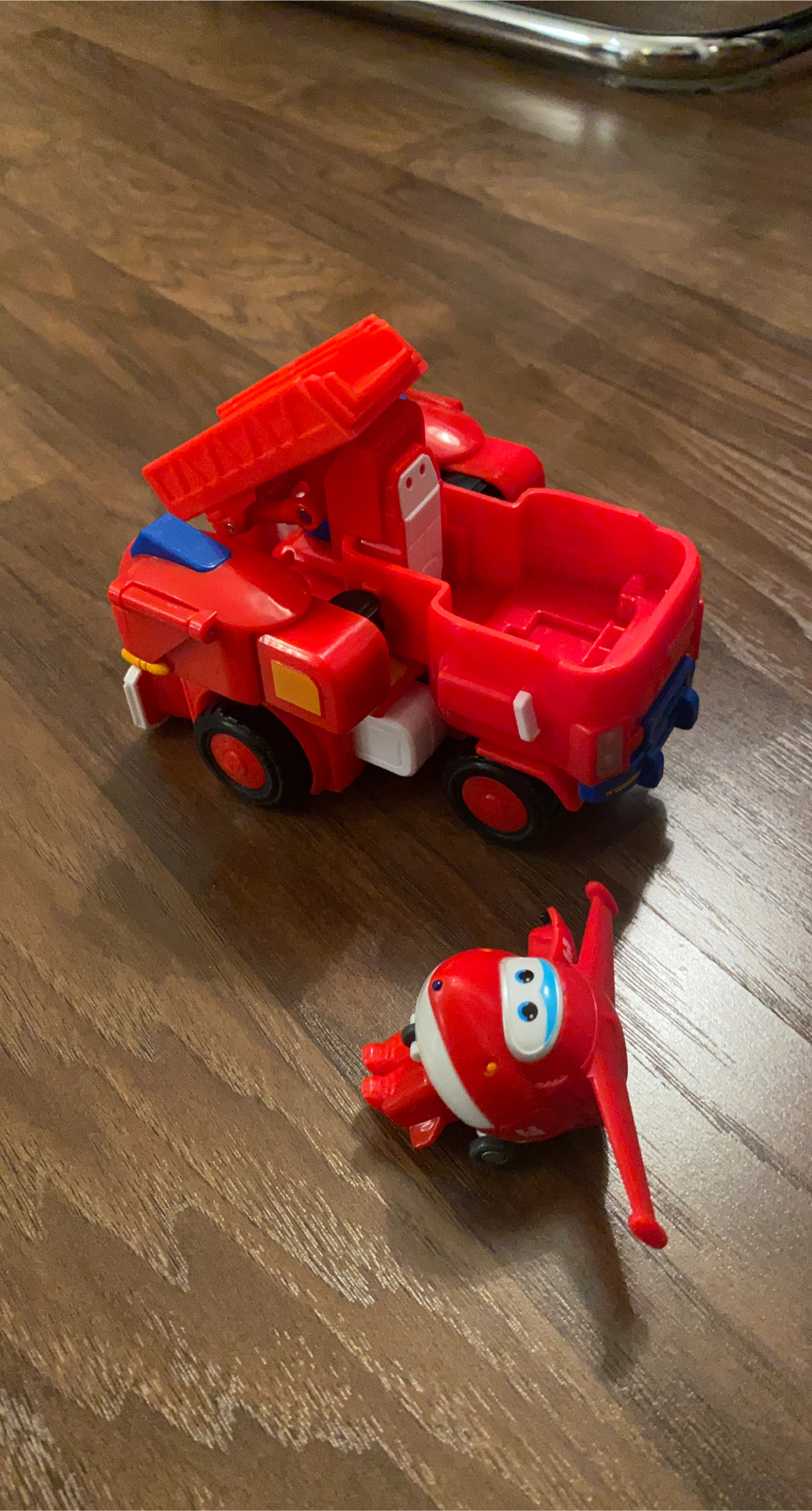 Super Wings Transforming Toys