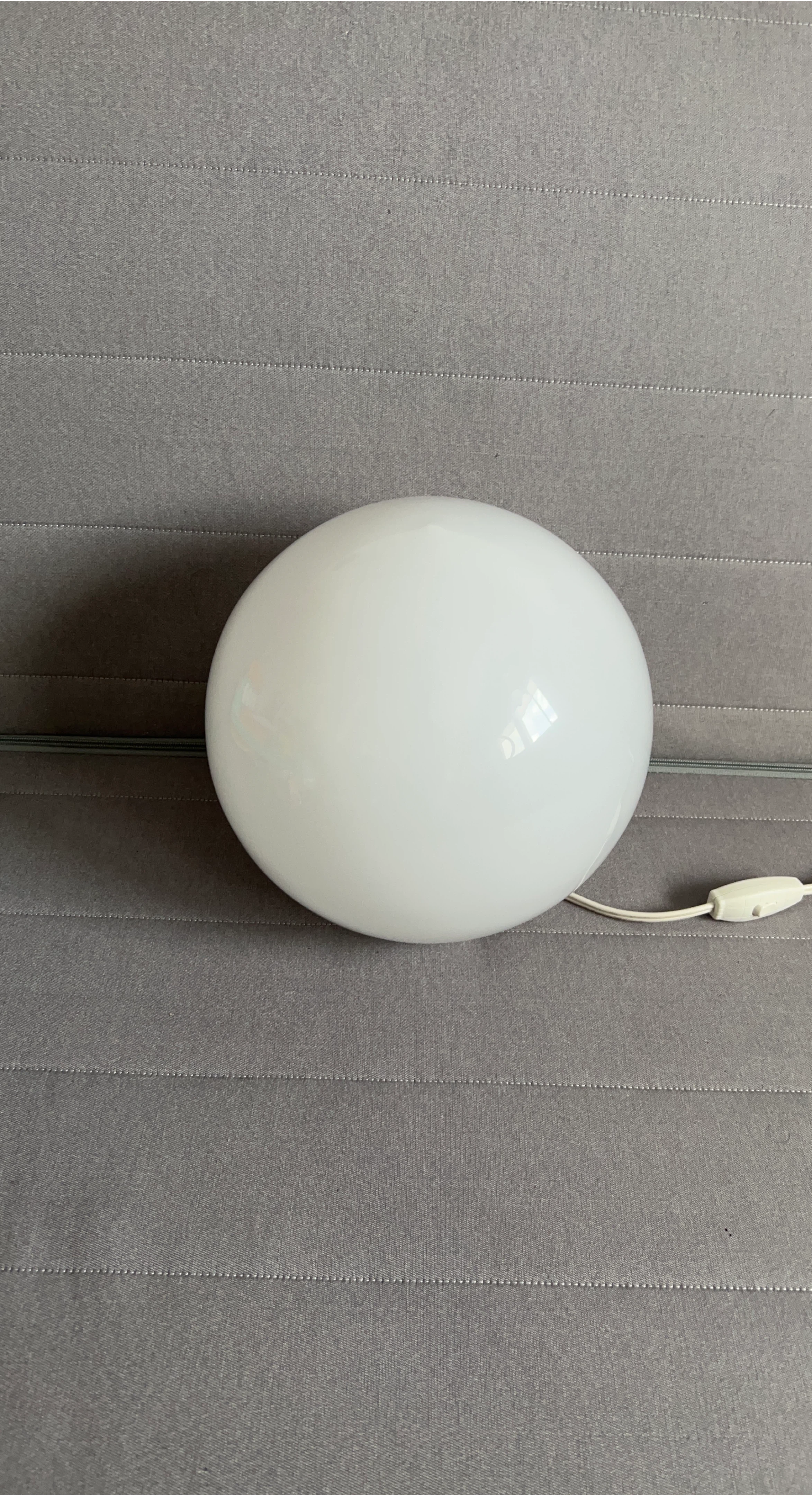 White Globe Table Lamp 🏆