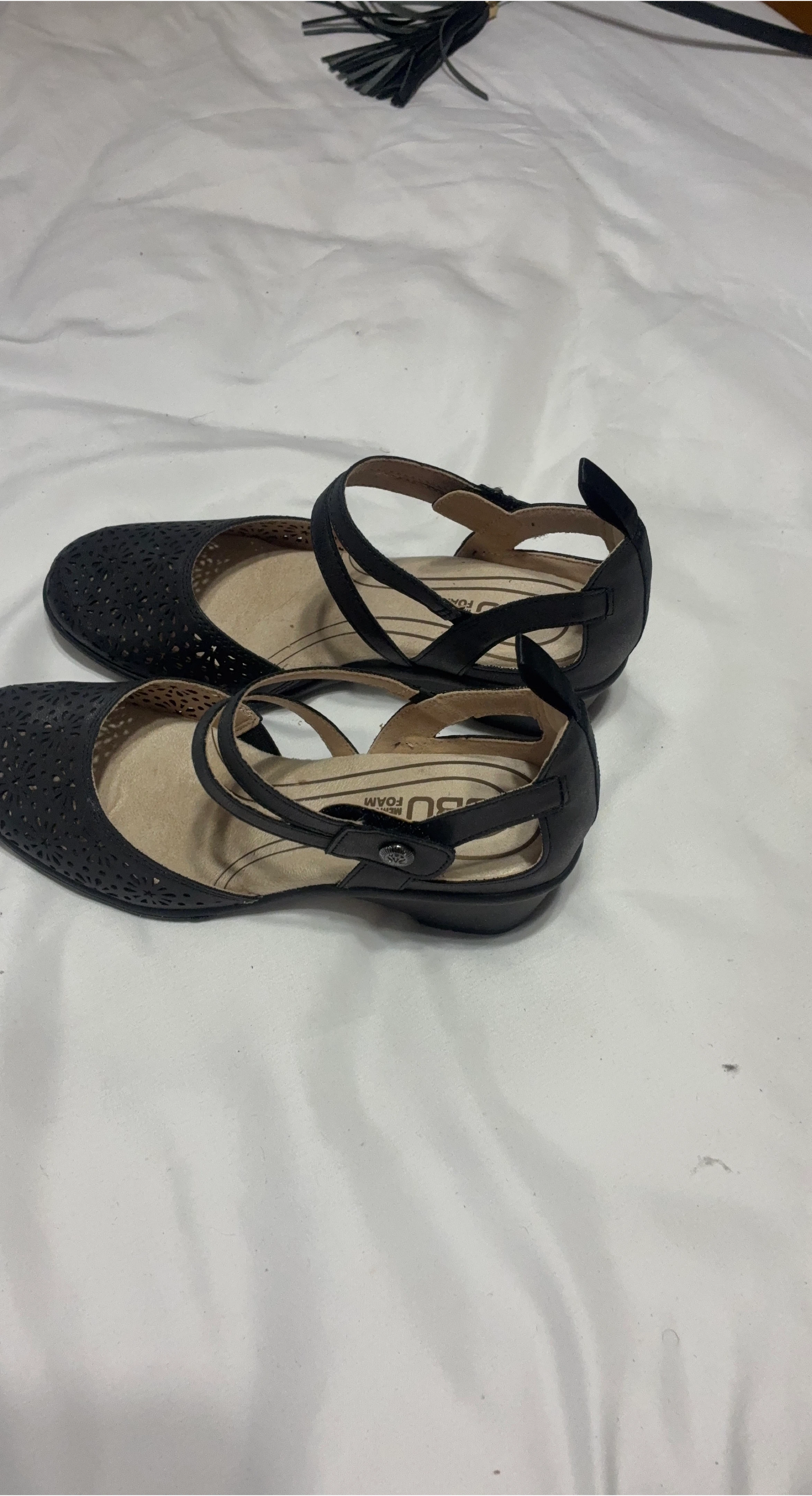 JBU Black Leather Mary Jane Shoes