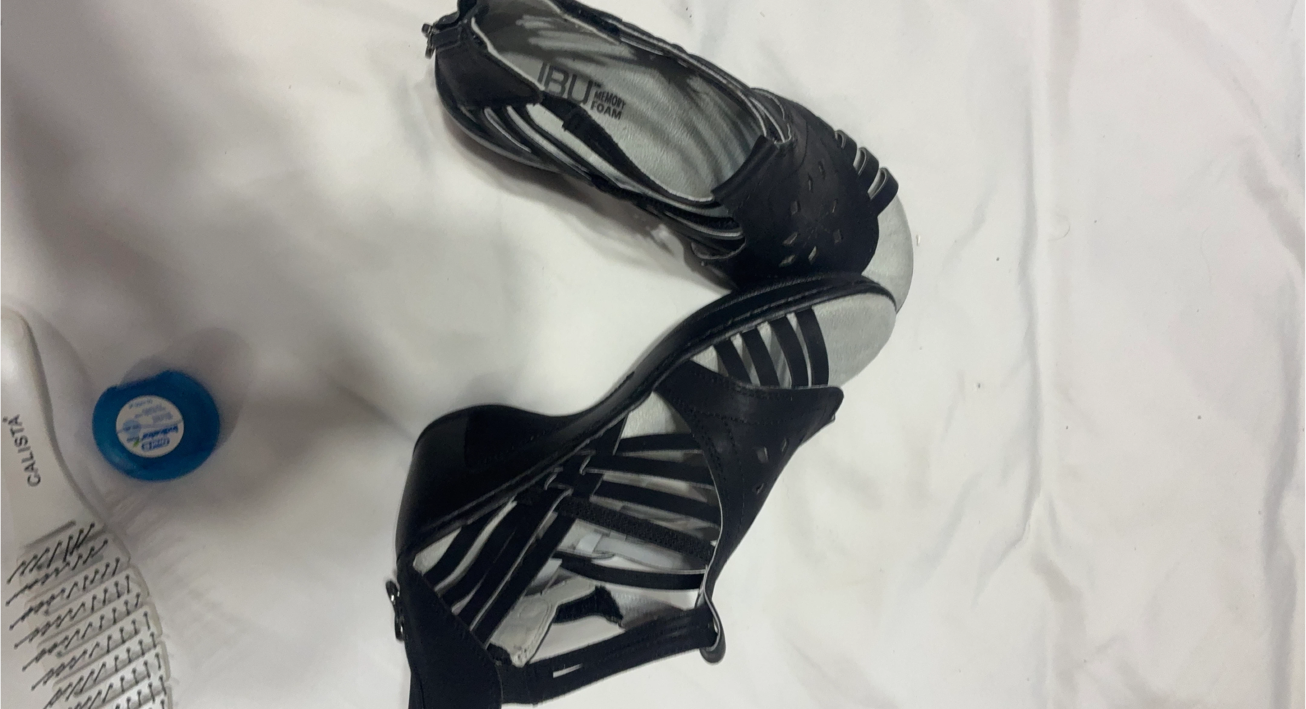IBU Black Wedge Sandals