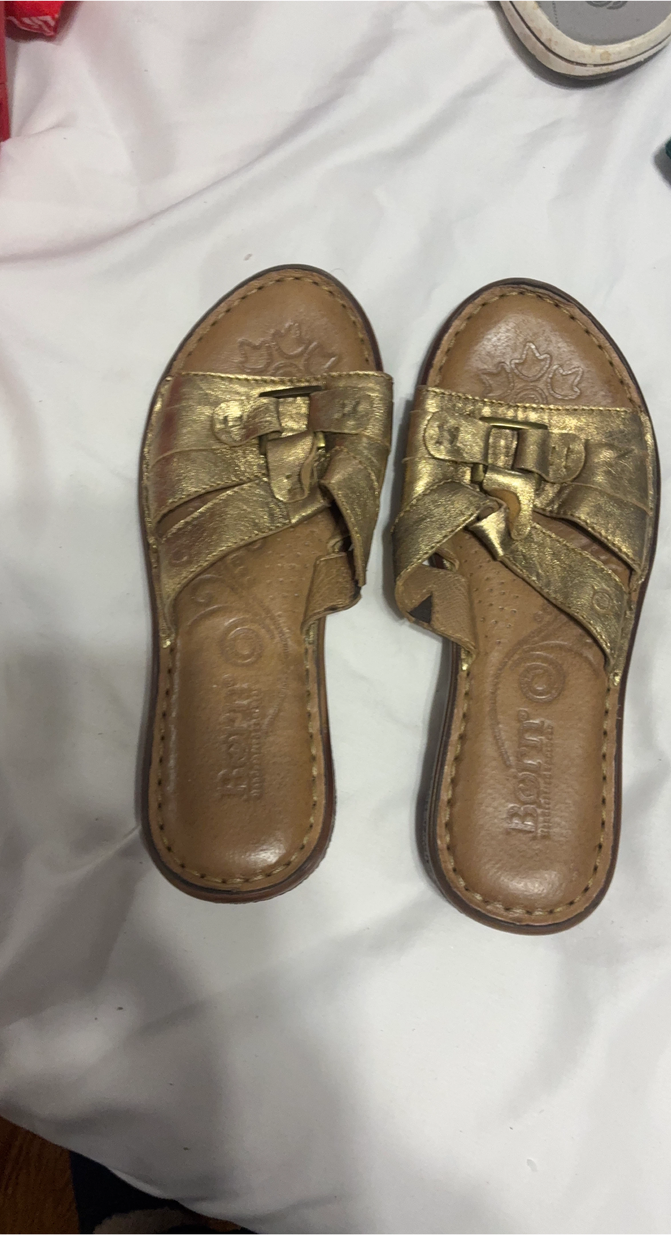Born Sandals Gold