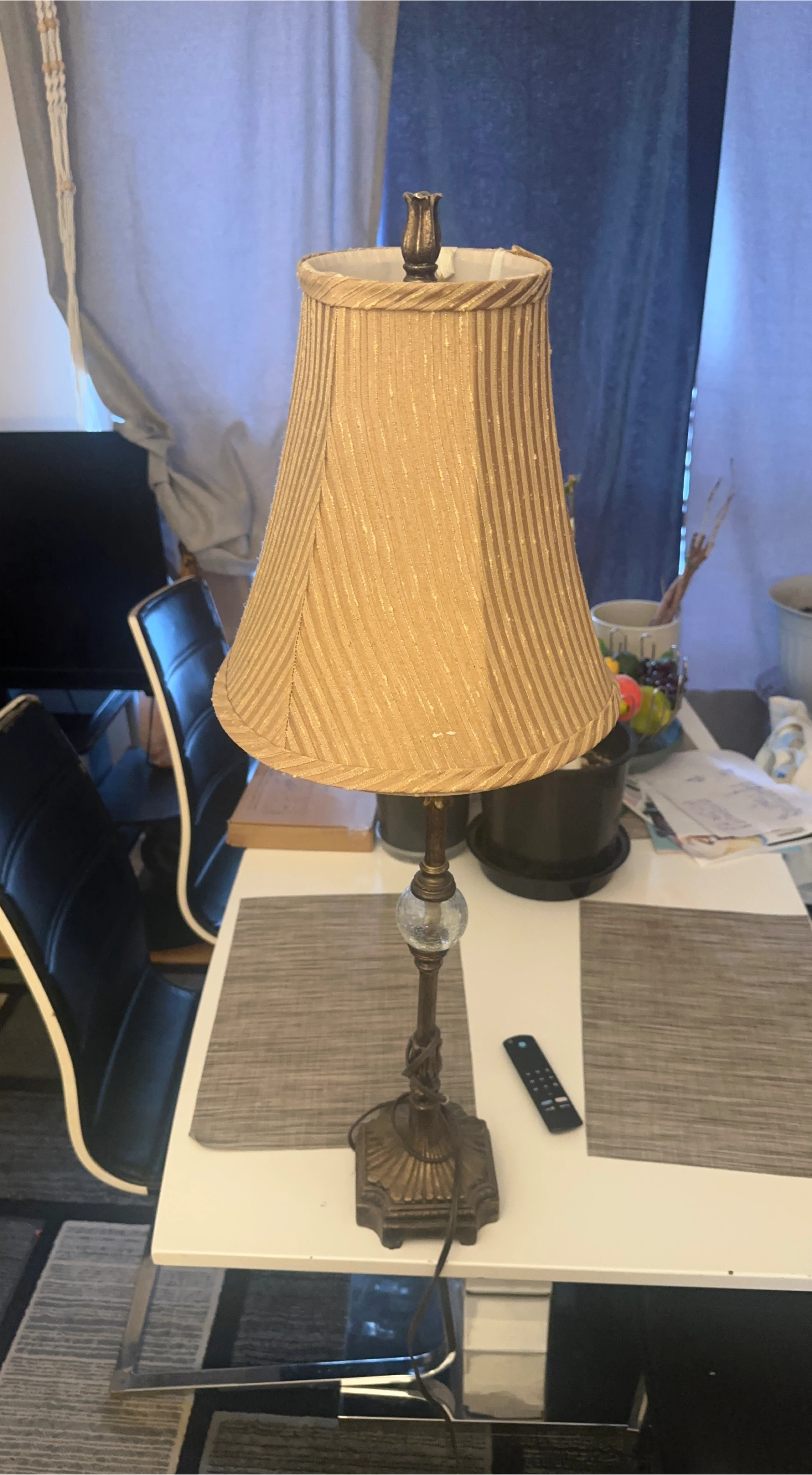 Vintage Style Table Lamp🥕