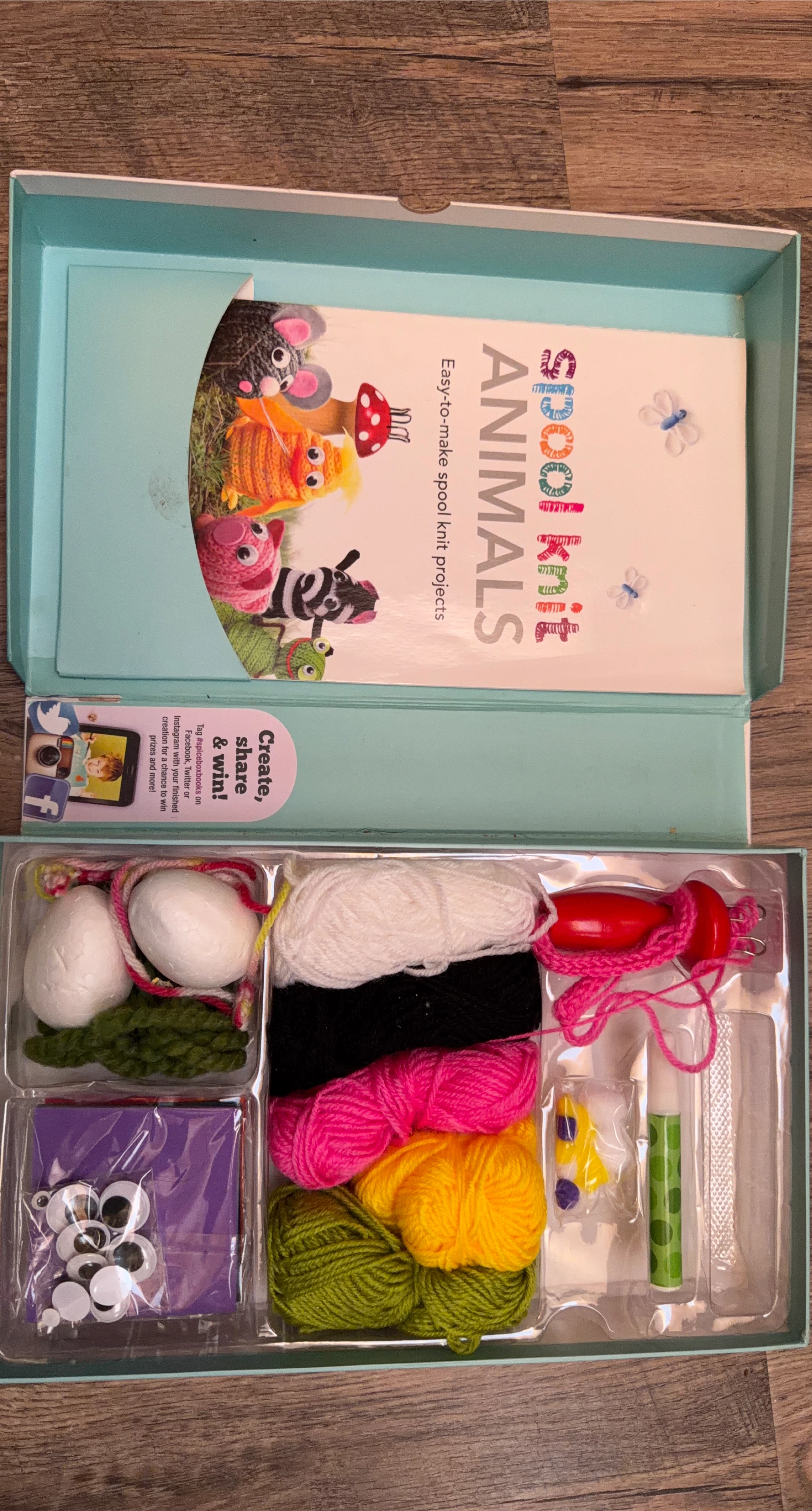🥕Spool Knit Animals Craft Kit - Ages 8+