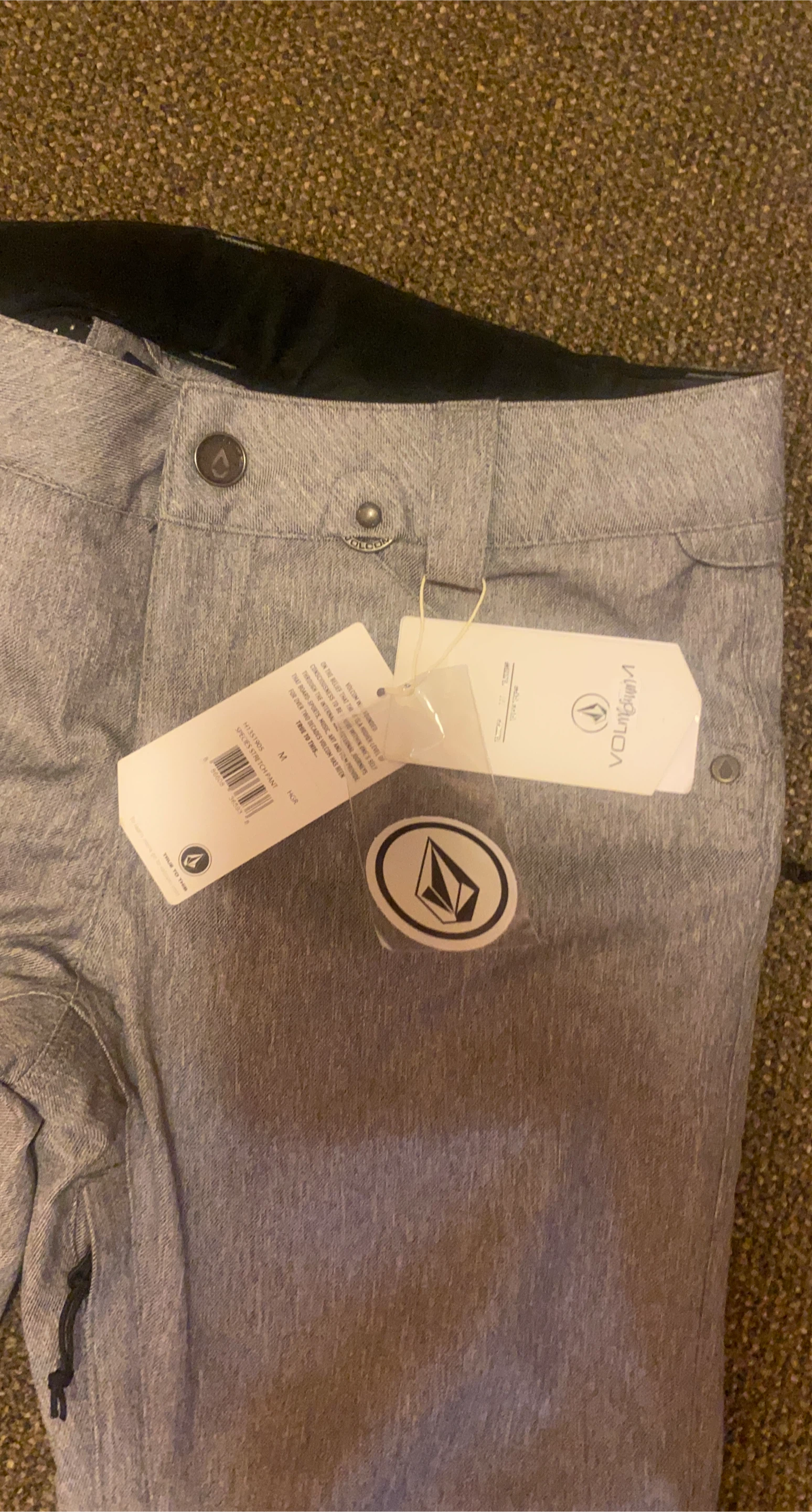 Volcom Snowboard Pants - Size M - New with Tags!