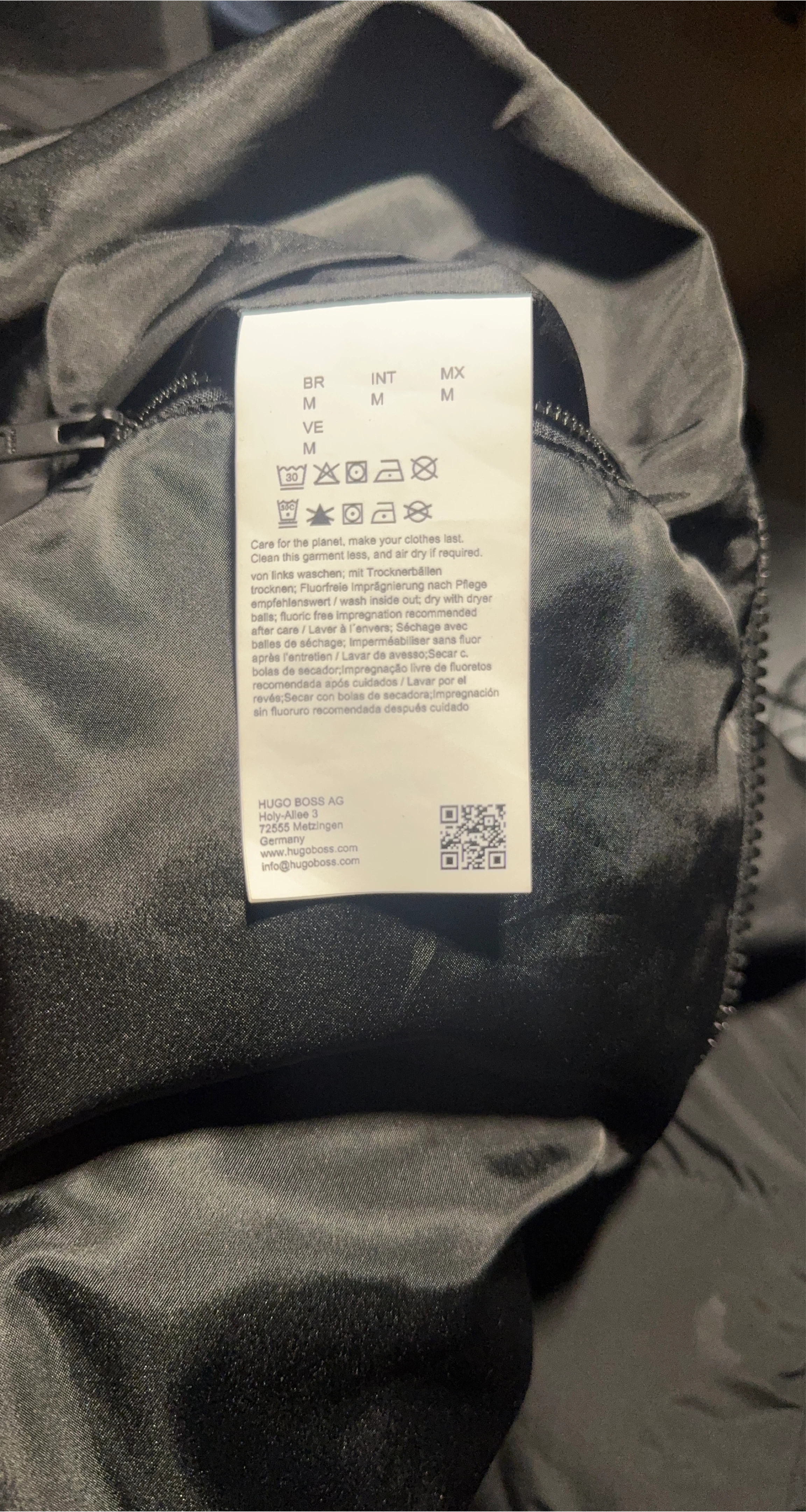 Hugo Boss Black Puffer Jacket - Size M - photo 2