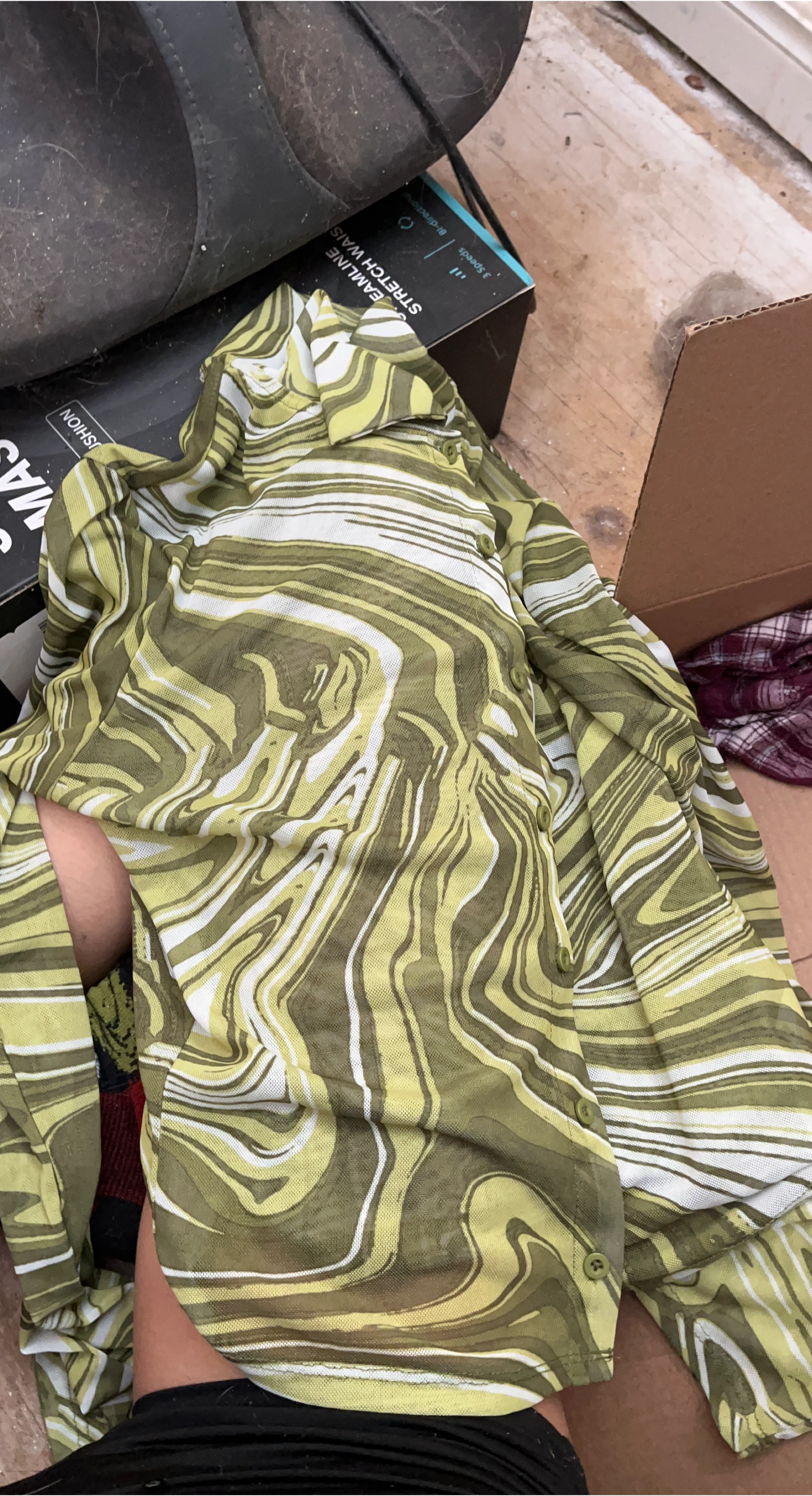 Green & White Patterned Blouse