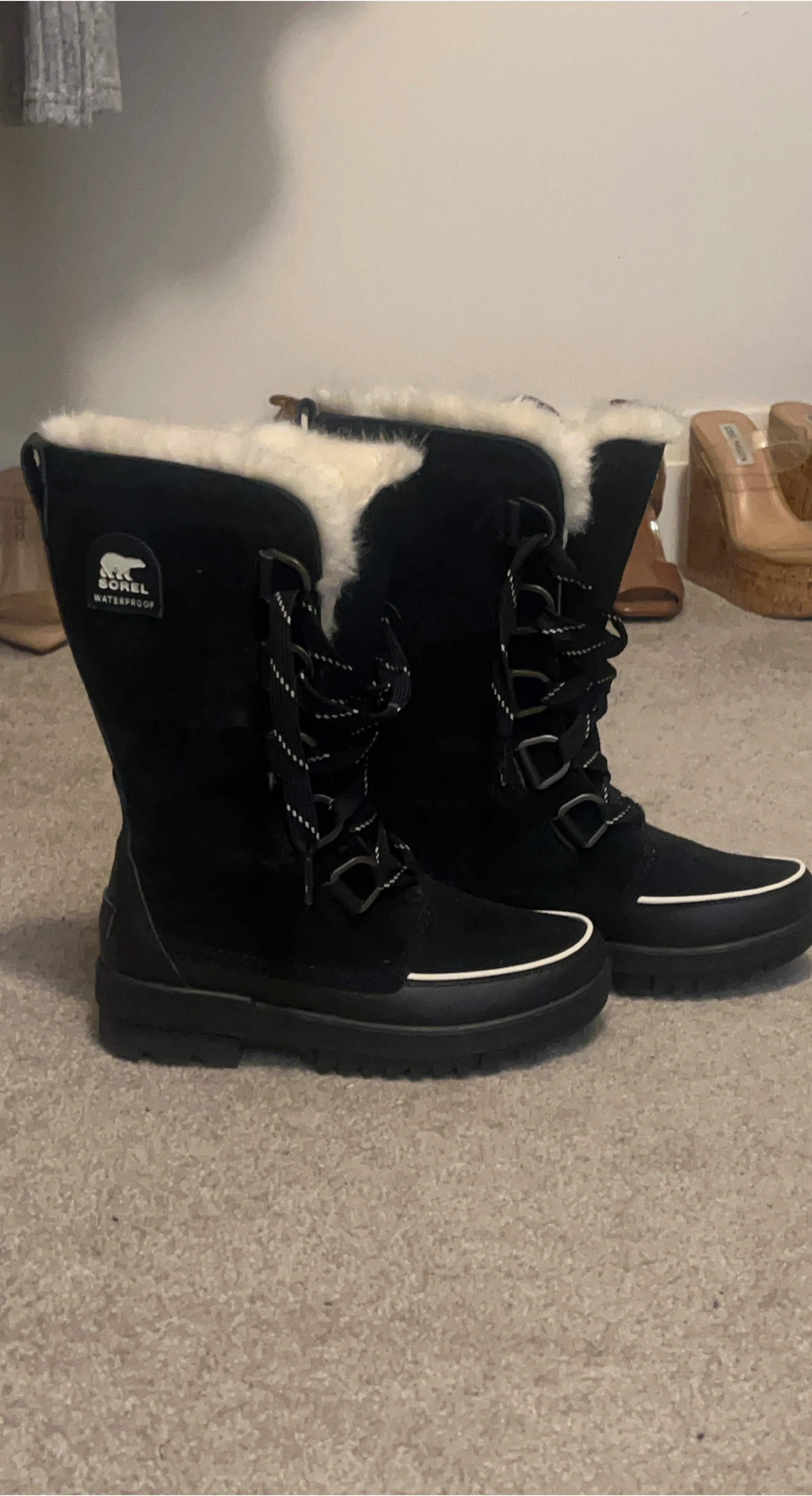 Brand new - Sorel Women's Black Winter Boots - Size 6.5