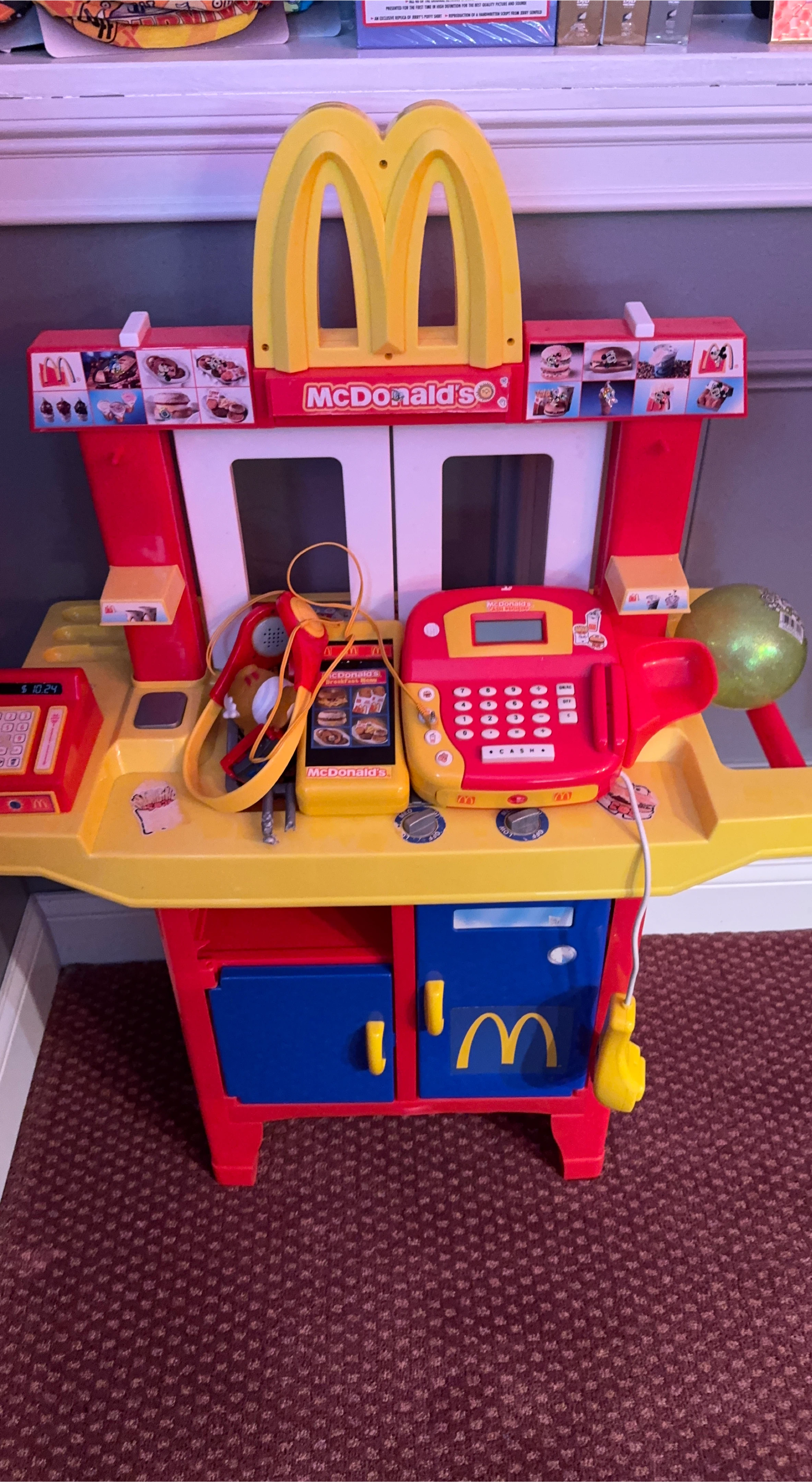 McDonald's Play Food Cash Register and Play Kitchen Playset