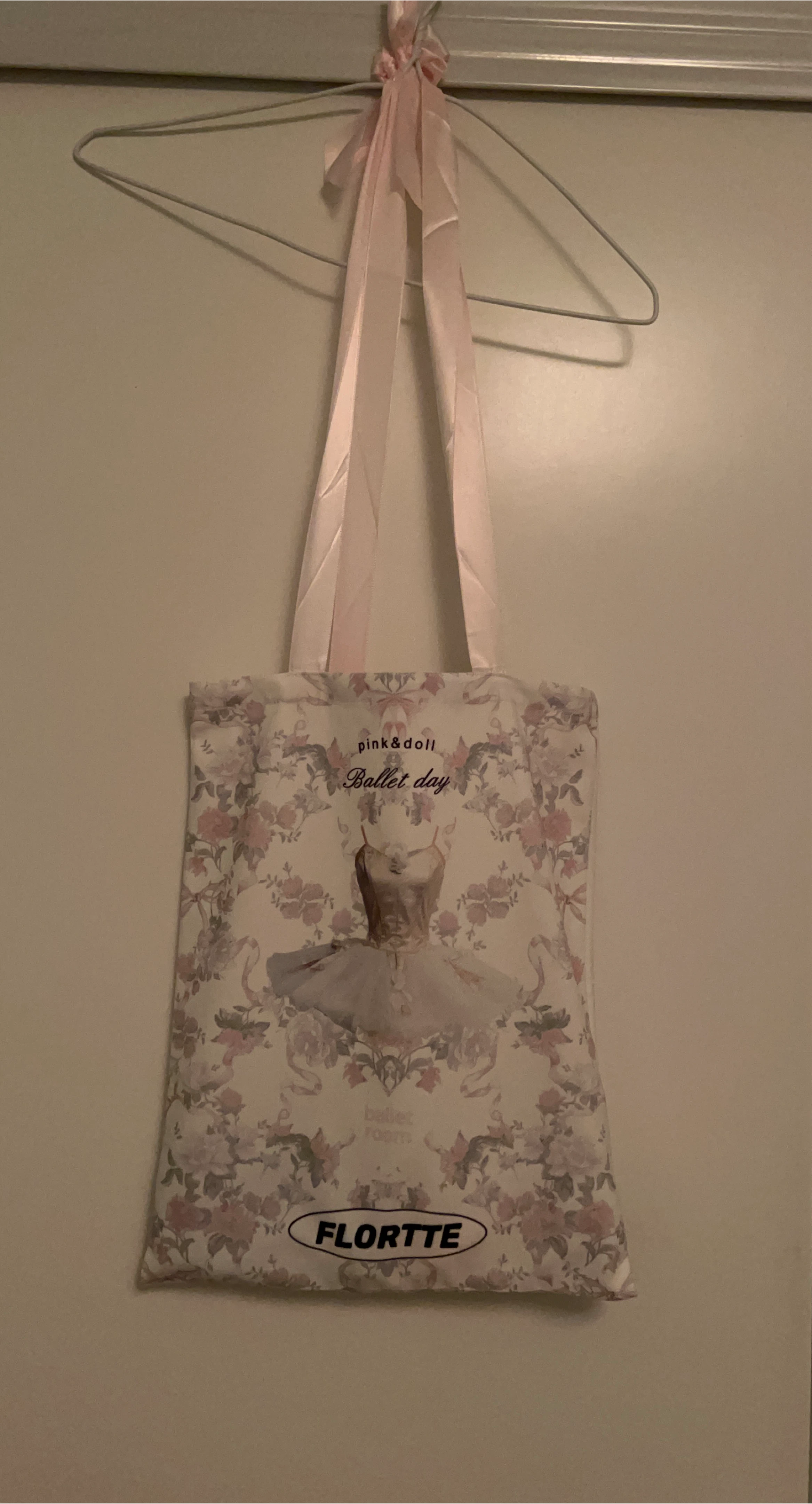 FLORTTE Ballet Day Tote Bag