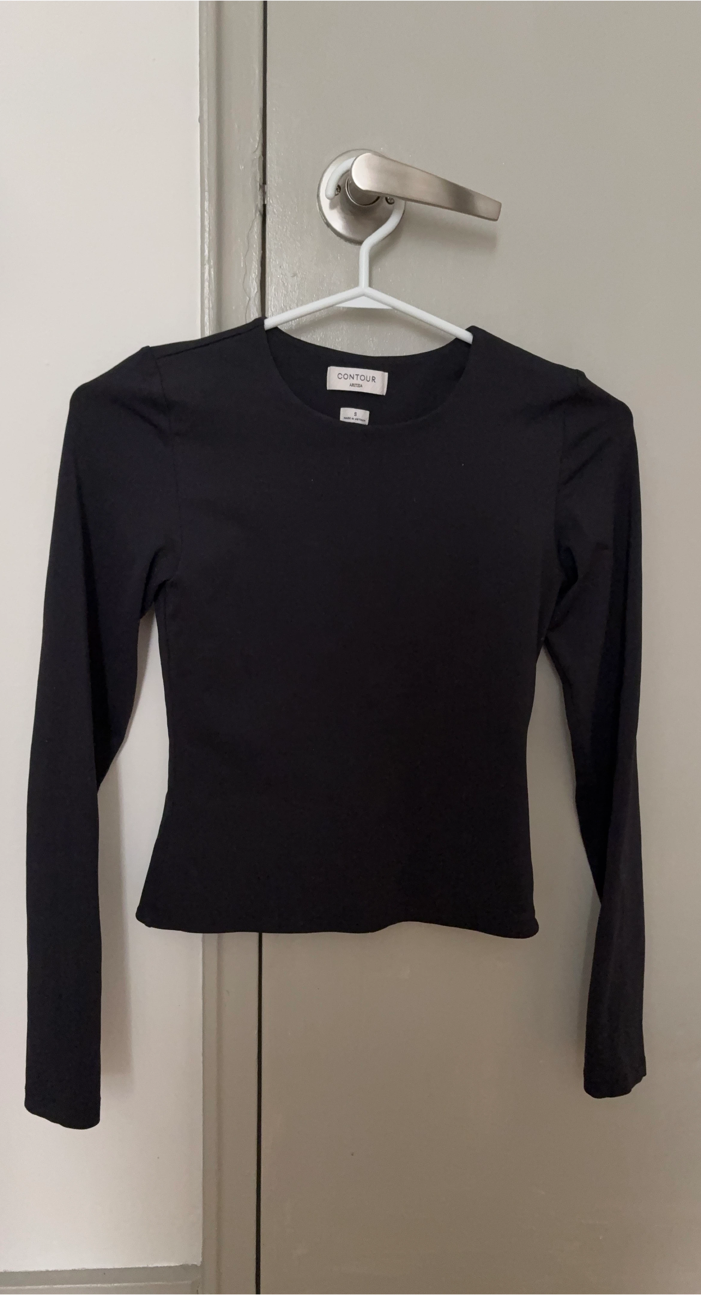 CONTOUR Aritzia Black Long Sleeve Top Size S