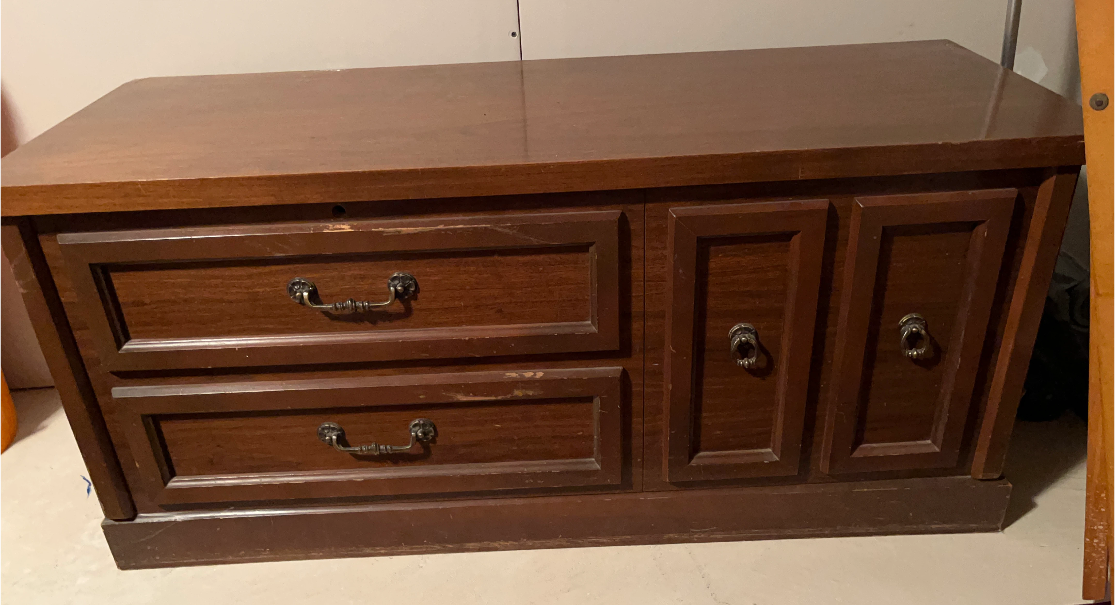 Huppe Caprice Cedar Chest Dresser with Drawers