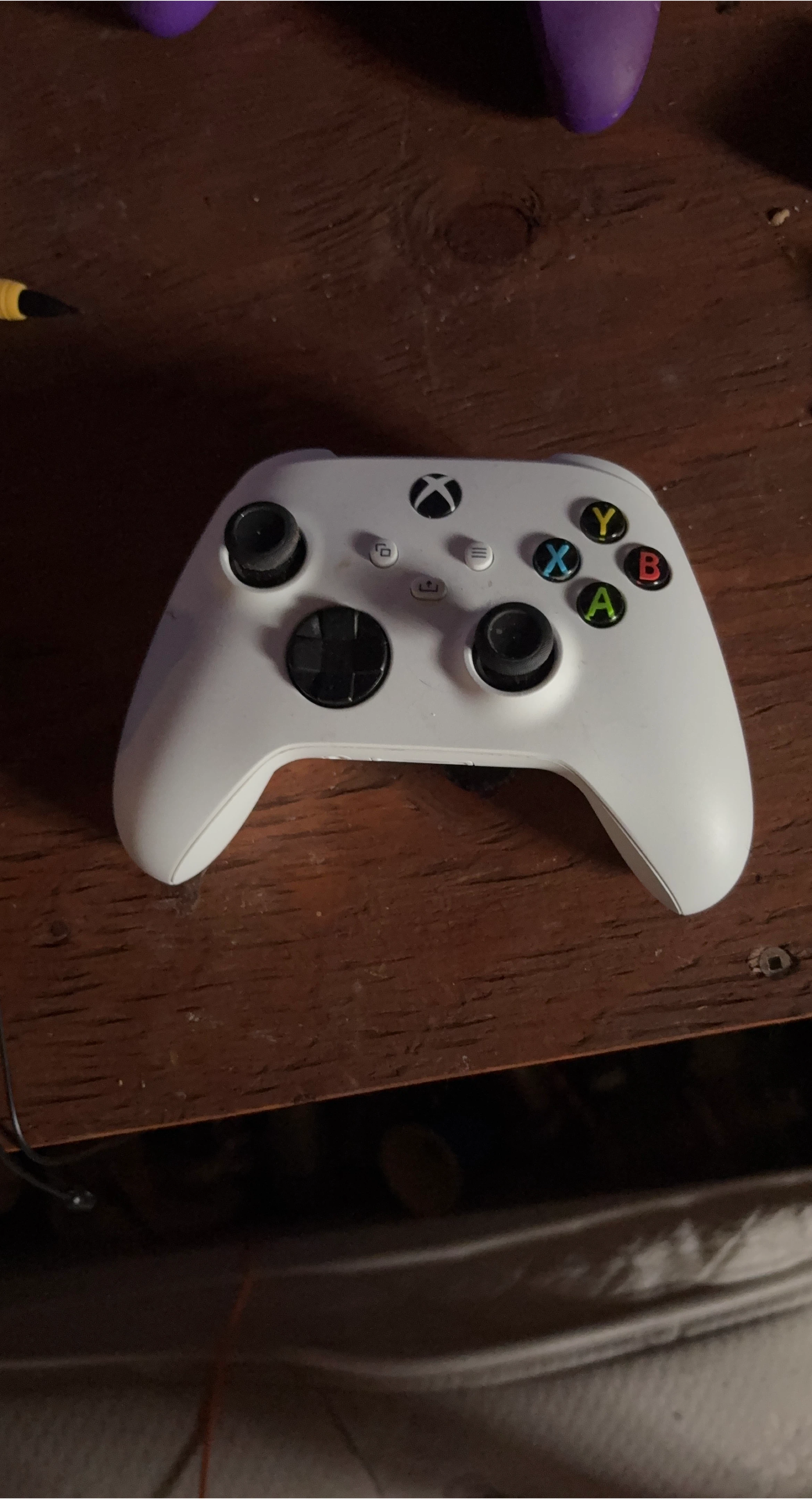 White Xbox Wireless Controller
