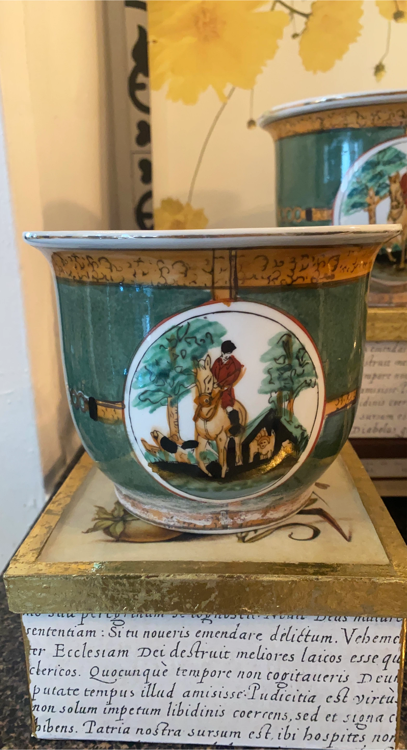 Vintage Decorative Planter Pot