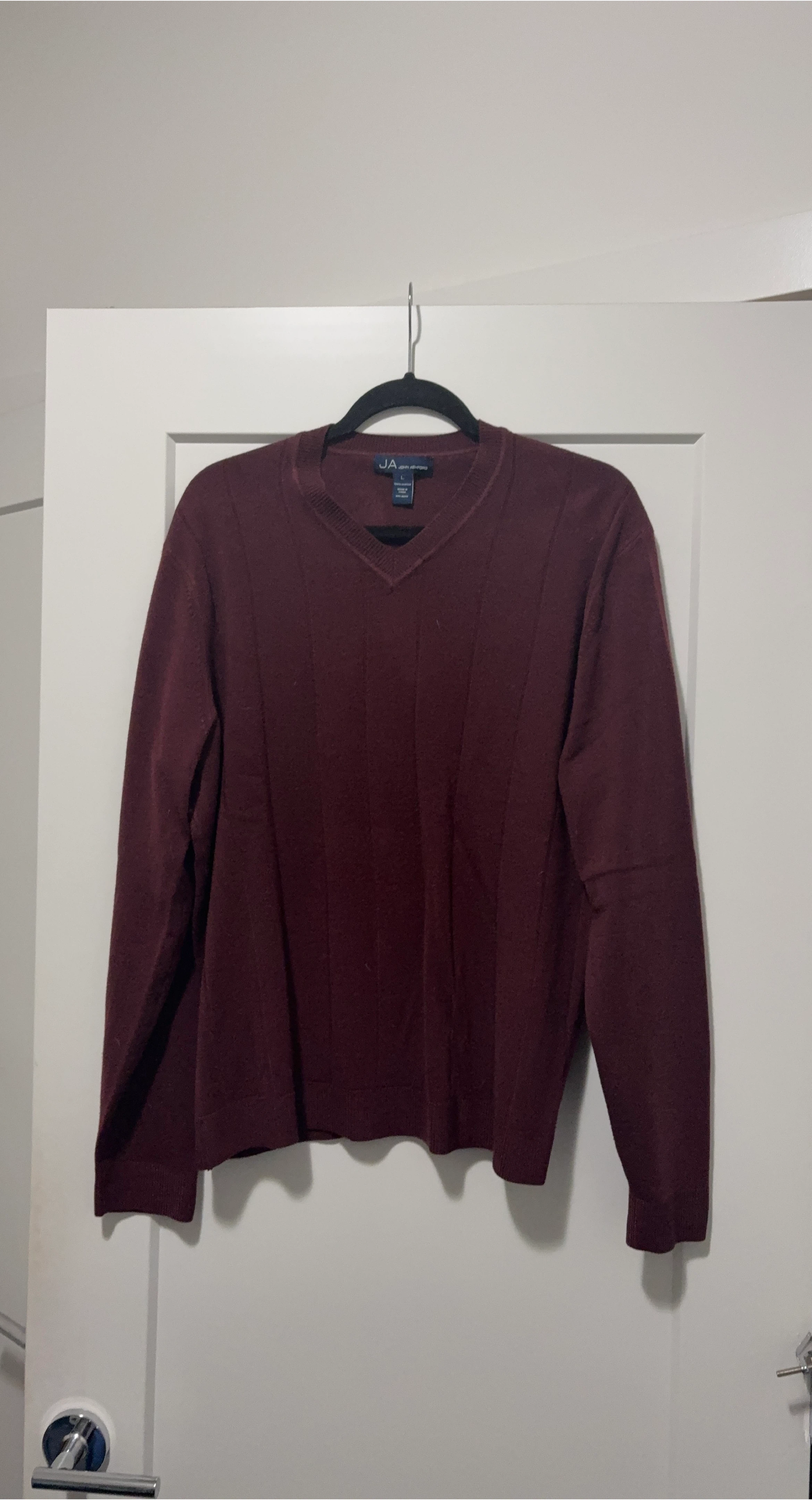 JA John Ashford V-Neck Sweater - Burgundy - Size L