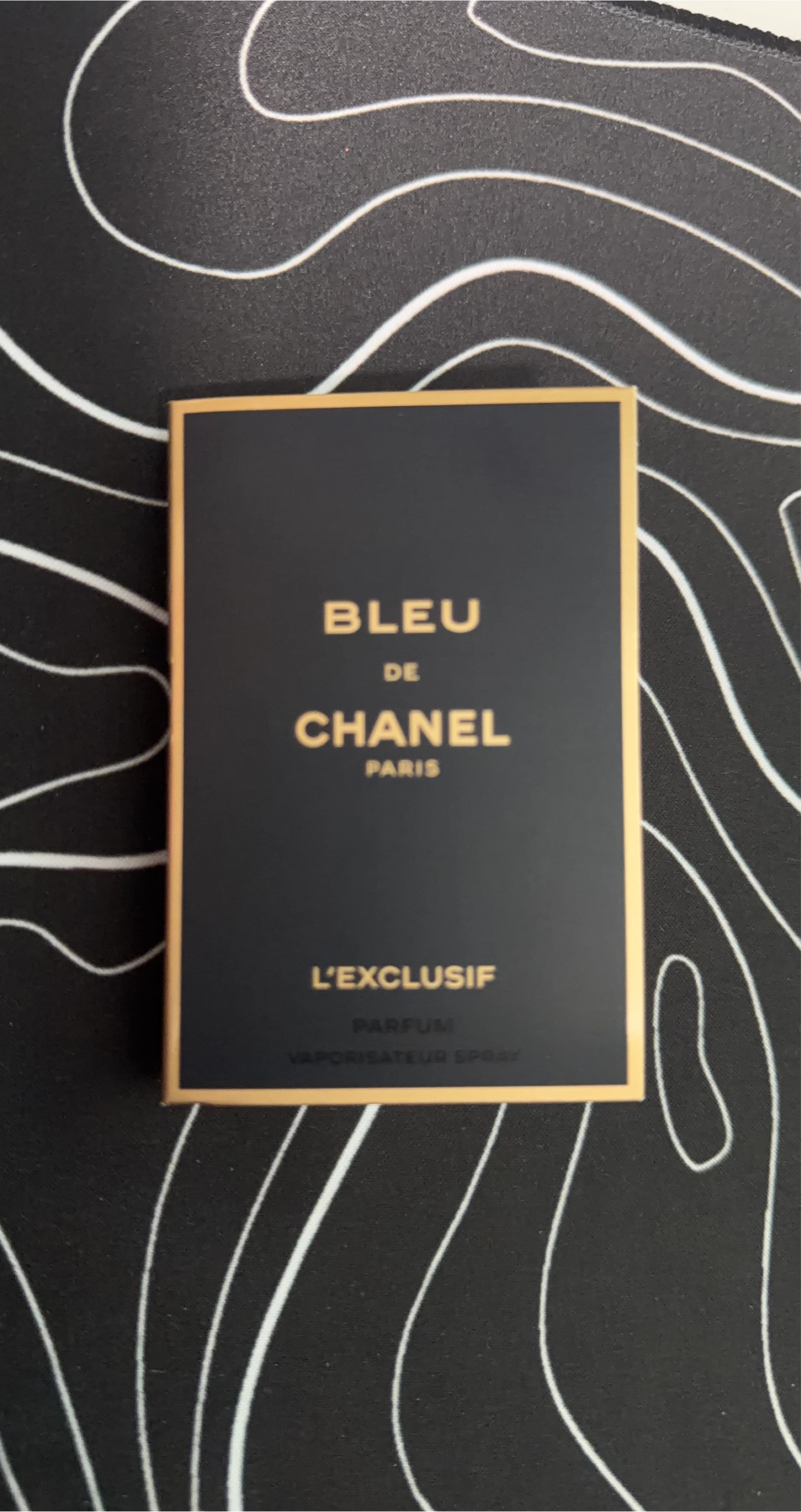 Chanel BLEU DE CHANEL L'EXCLUSIF PARFUM Vaporisateur Spray - photo 2