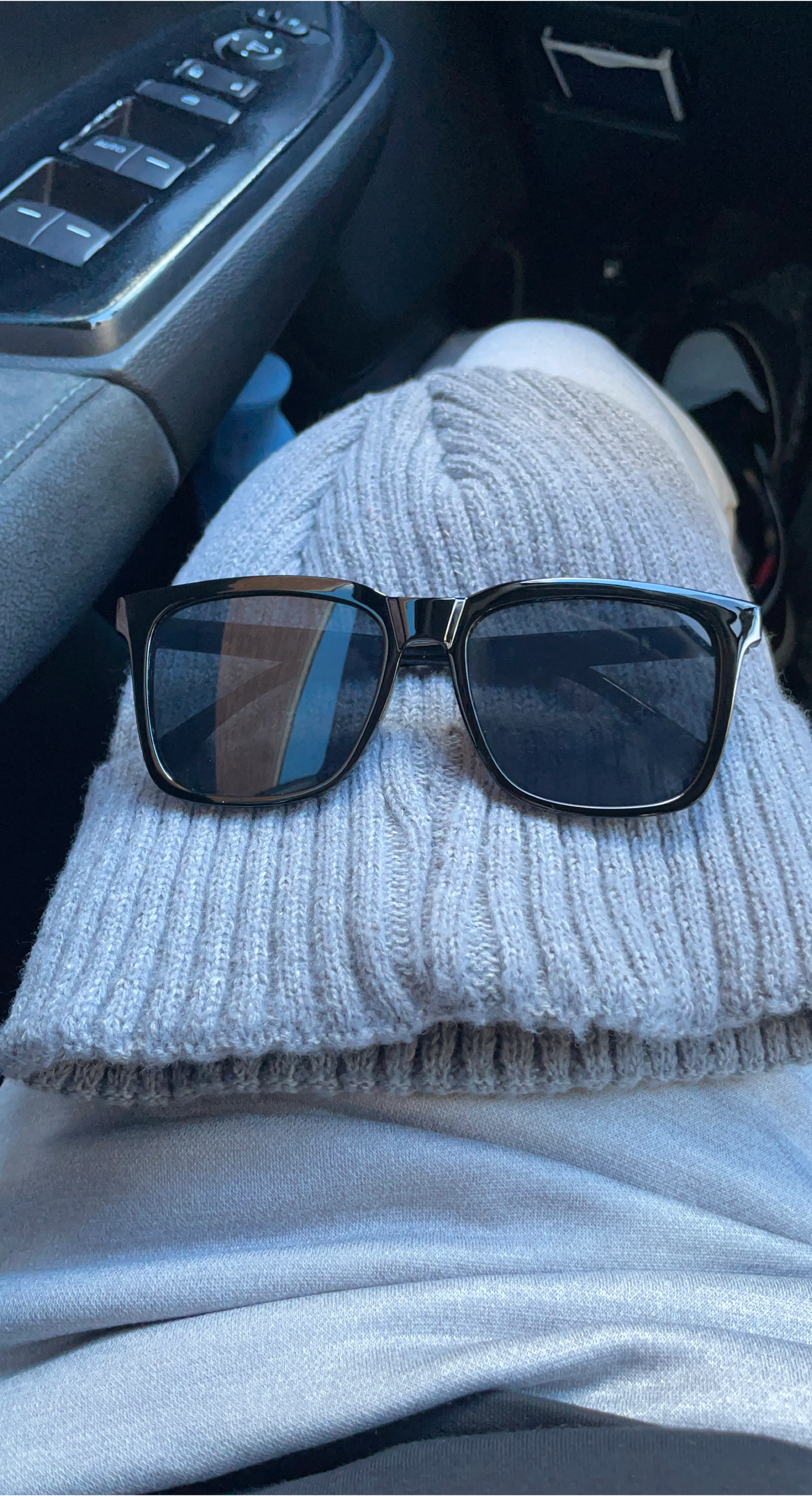 Black Rectangular Sunglasses